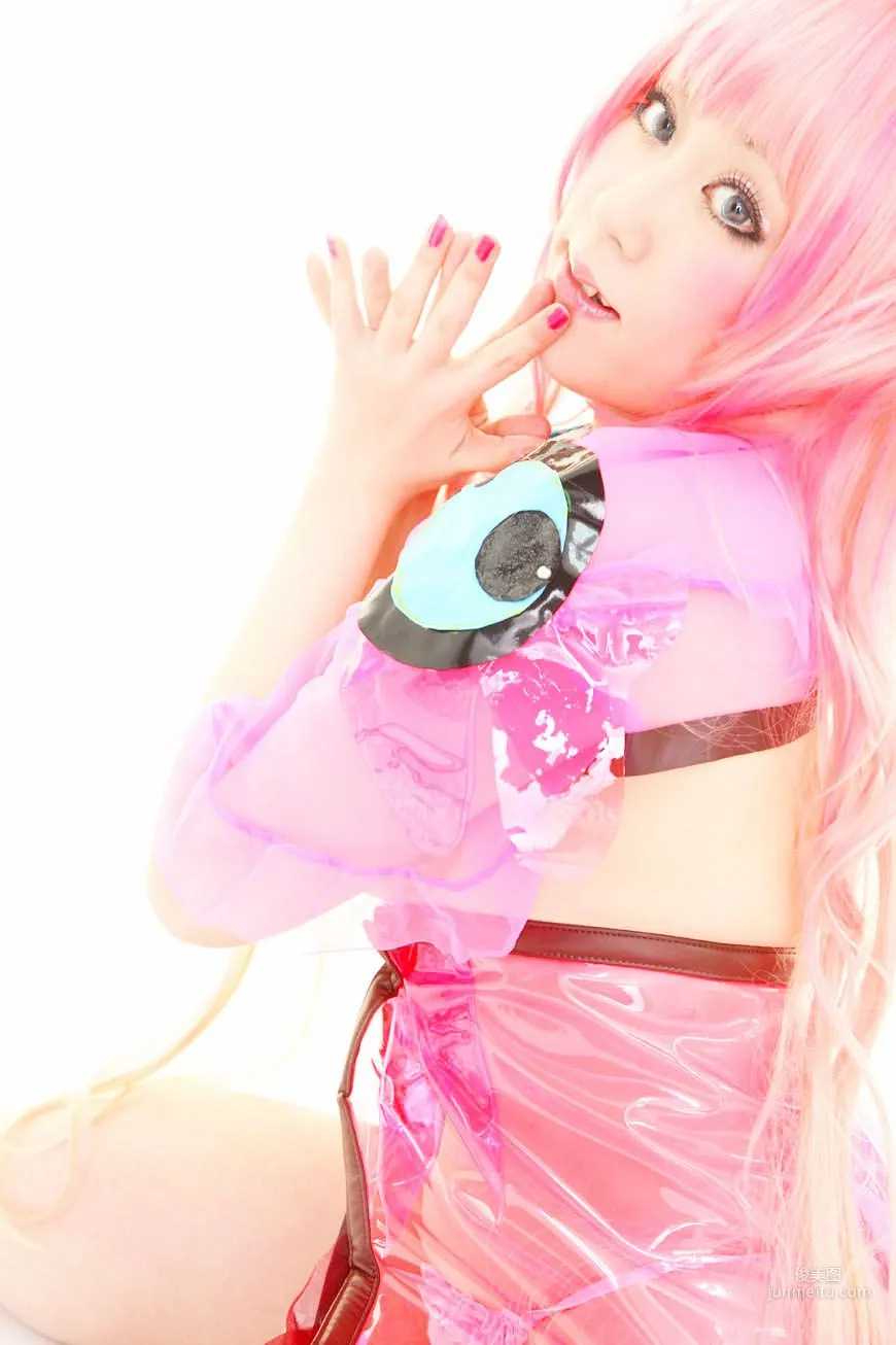 Ringo Mitsuki, The Ever-Changing Assassin Melona Photo Set photo 64