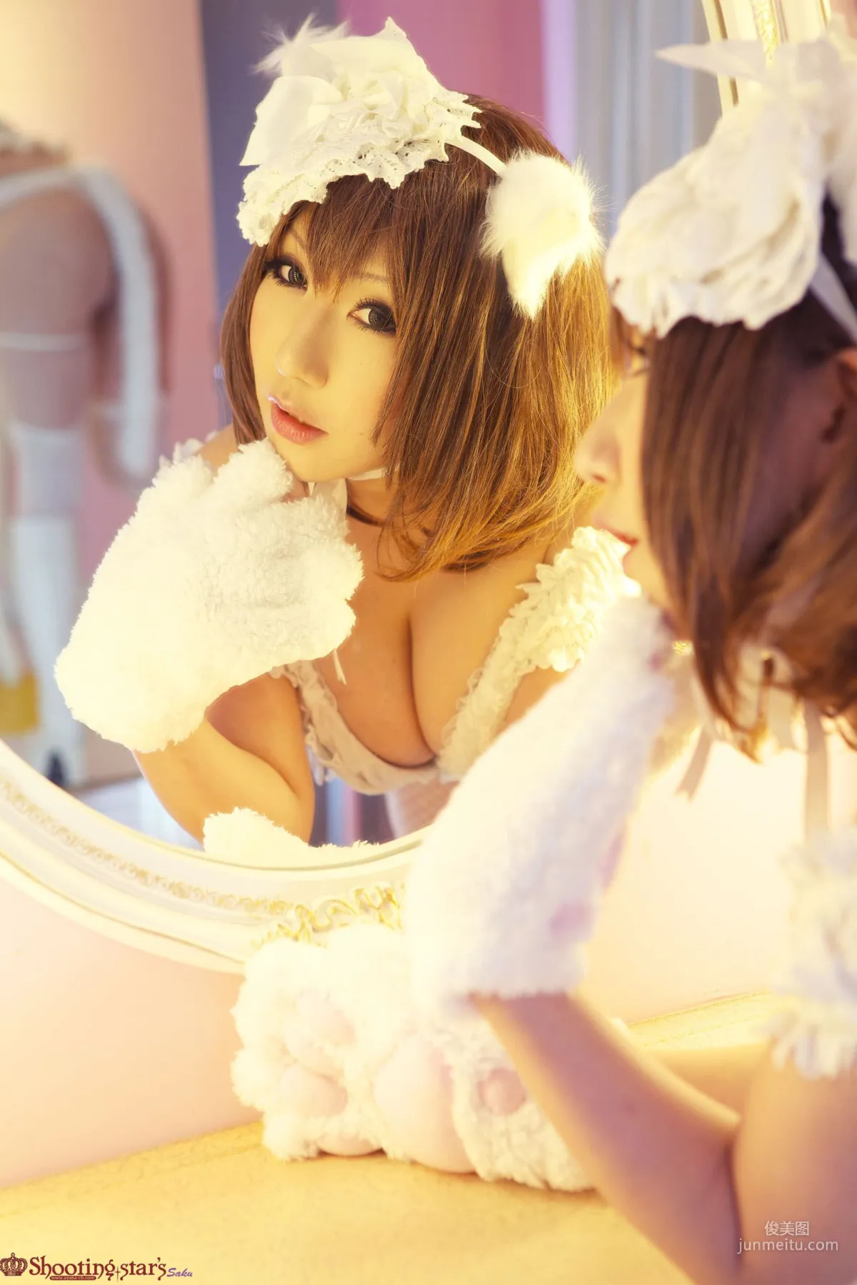 绫香 (Saku サク) 《Necomimi(ネコ耳)》 [Nikutama] 写真集3