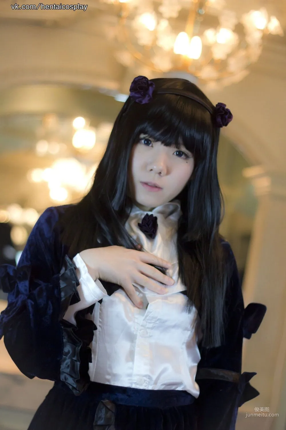 Mana Tanaka: Cosplay Collection photo 10