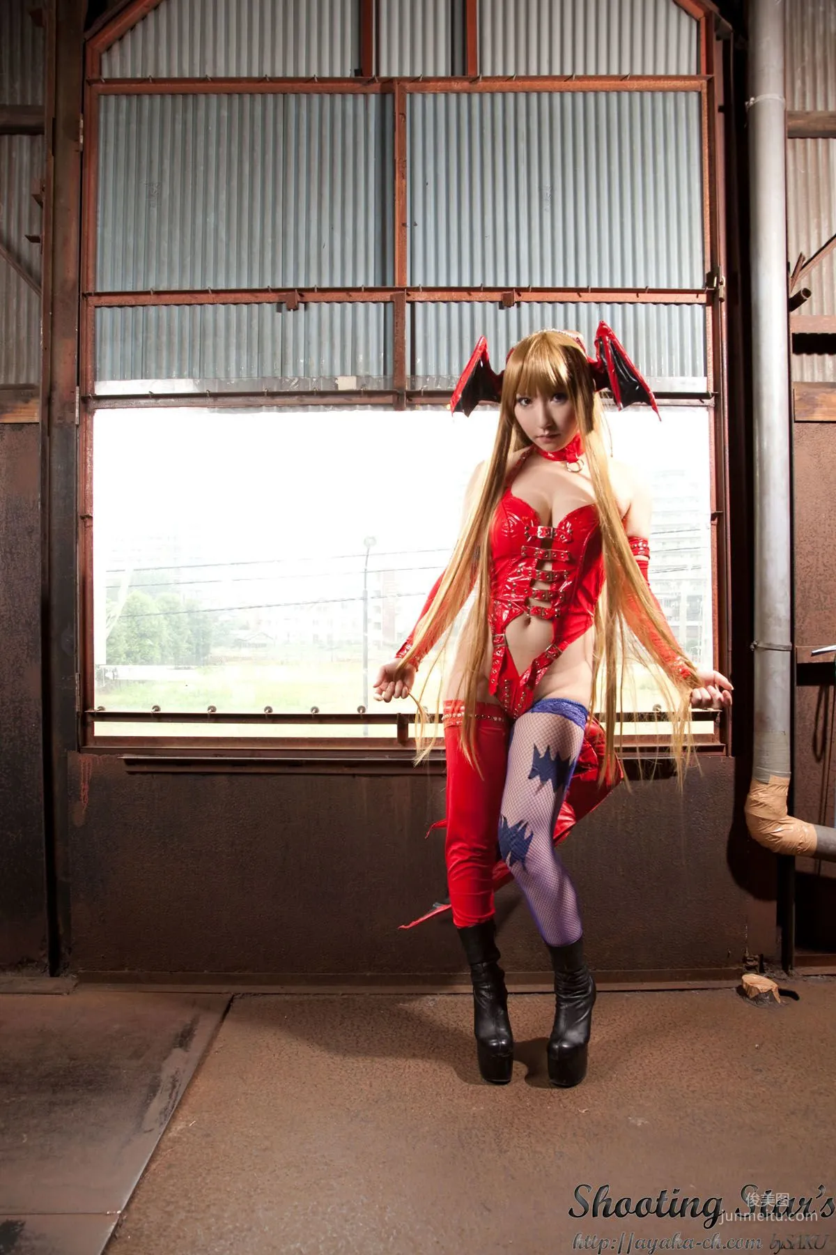 Saku Ayaka, Vampire Morrigan Aensland [Cosplay Collection] Photo Set photo 91