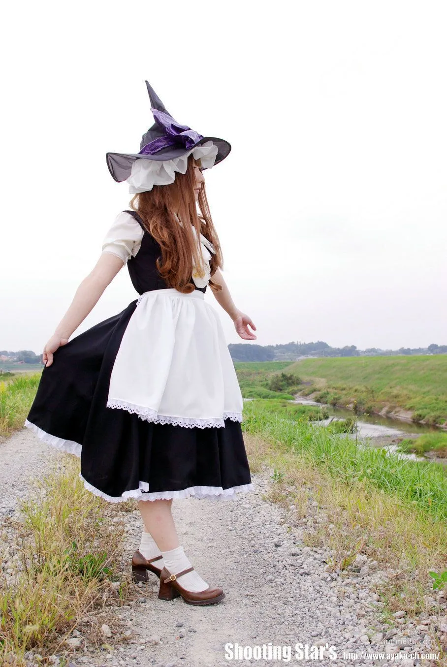 绫香 (Saku サク) 《Touhou Project》Hakurei Reimu+Kirisame Marisa [Shooting Star's] 寫真集 81