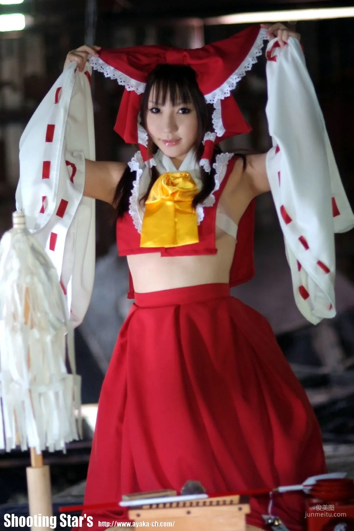 绫香 (Saku サク) 《Touhou Project》Hakurei Reimu+Kirisame Marisa [Shooting Star's] 寫真集 7