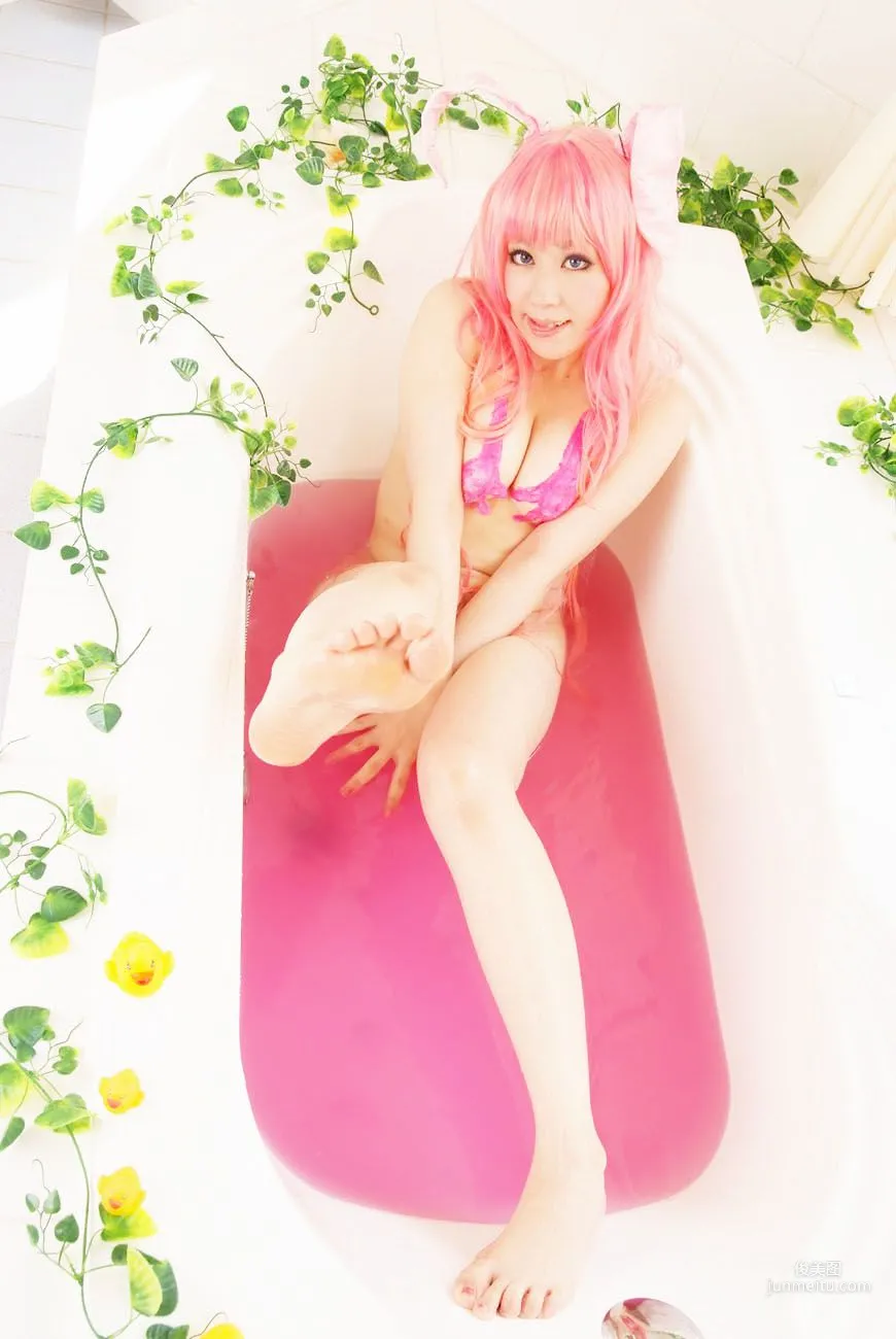 Ringo Mitsuki, The Ever-Changing Assassin Melona Photo Set photo 26