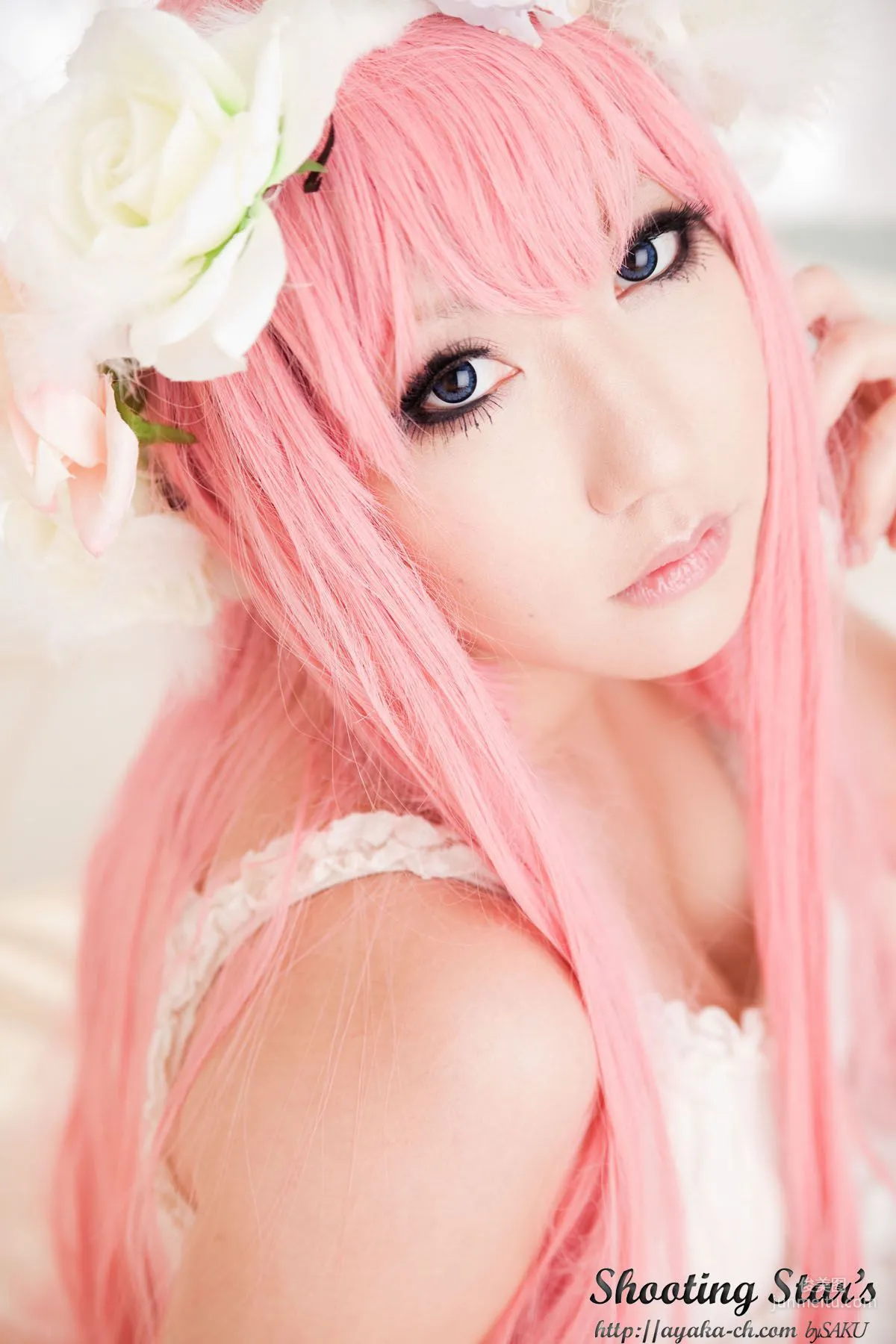 绫香 (Sakuサク) 《VOCALOID》 Megurine Luka [Shooting Star's] 寫真集 93