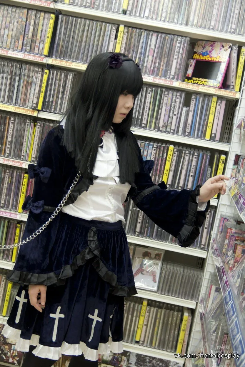 Mana Tanaka: Cosplay Collection photo 26