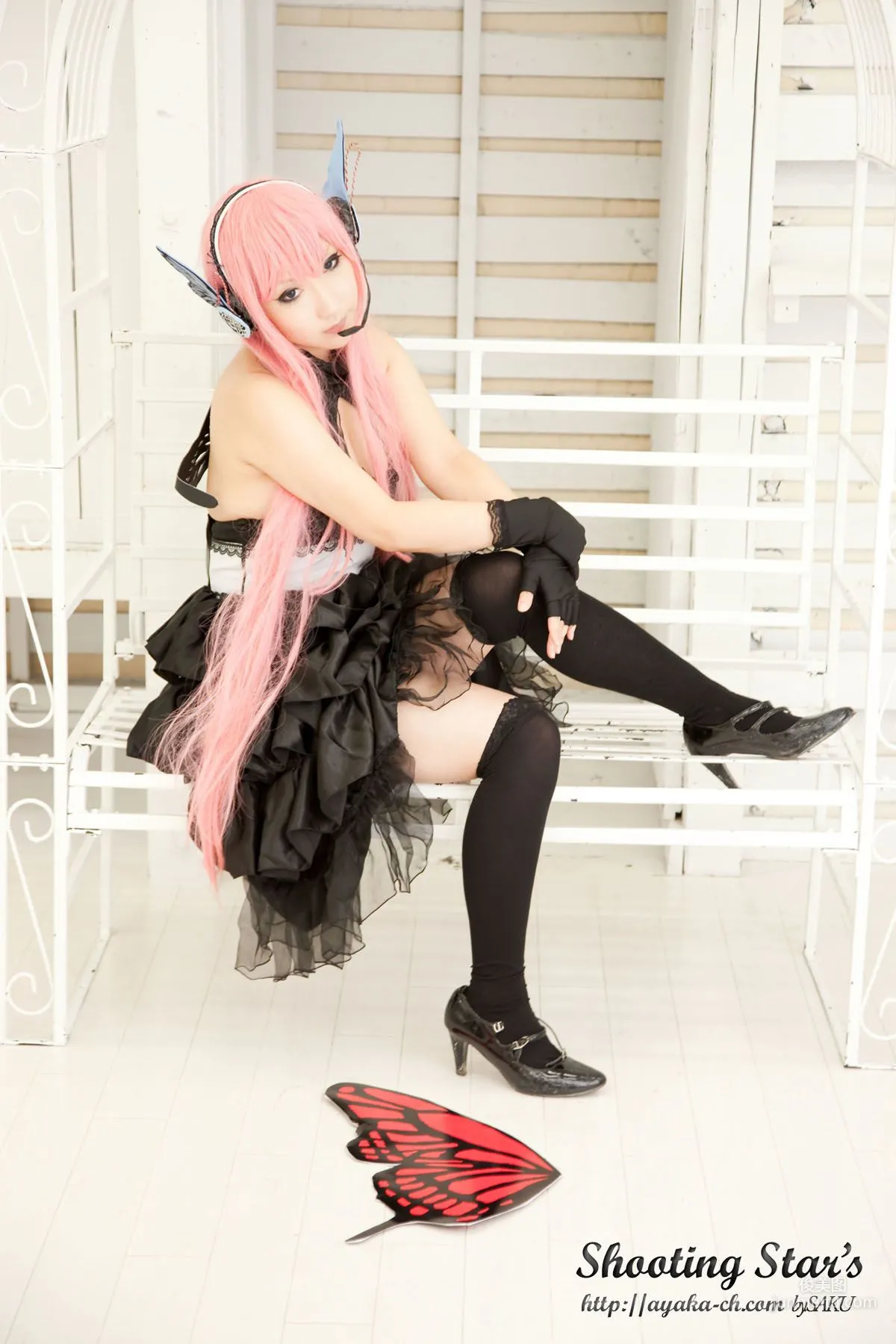 绫香 (Sakuサク) 《VOCALOID》 Megurine Luka [Shooting Star's] 寫真集 73