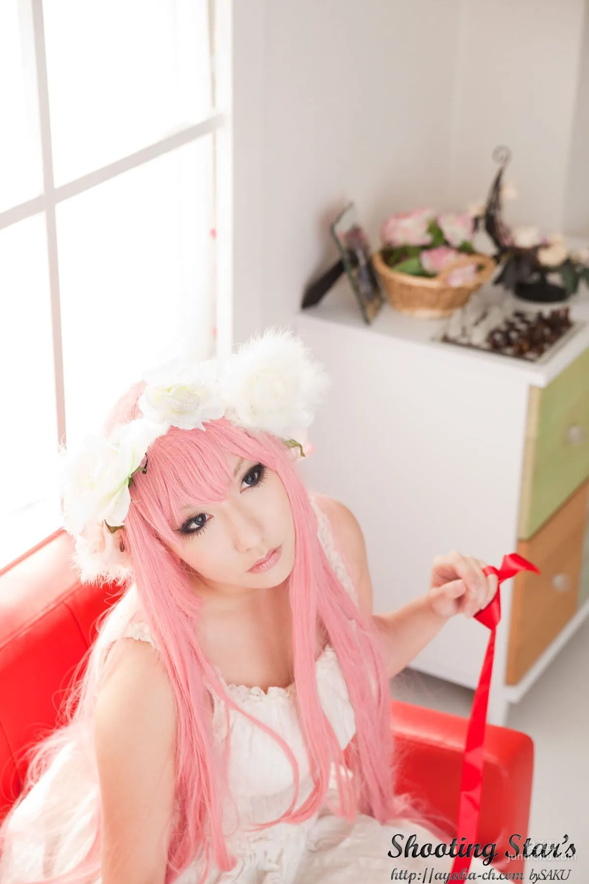 绫香 (Sakuサク) 《VOCALOID》 Megurine Luka [Shooting Star's] 寫真集 99