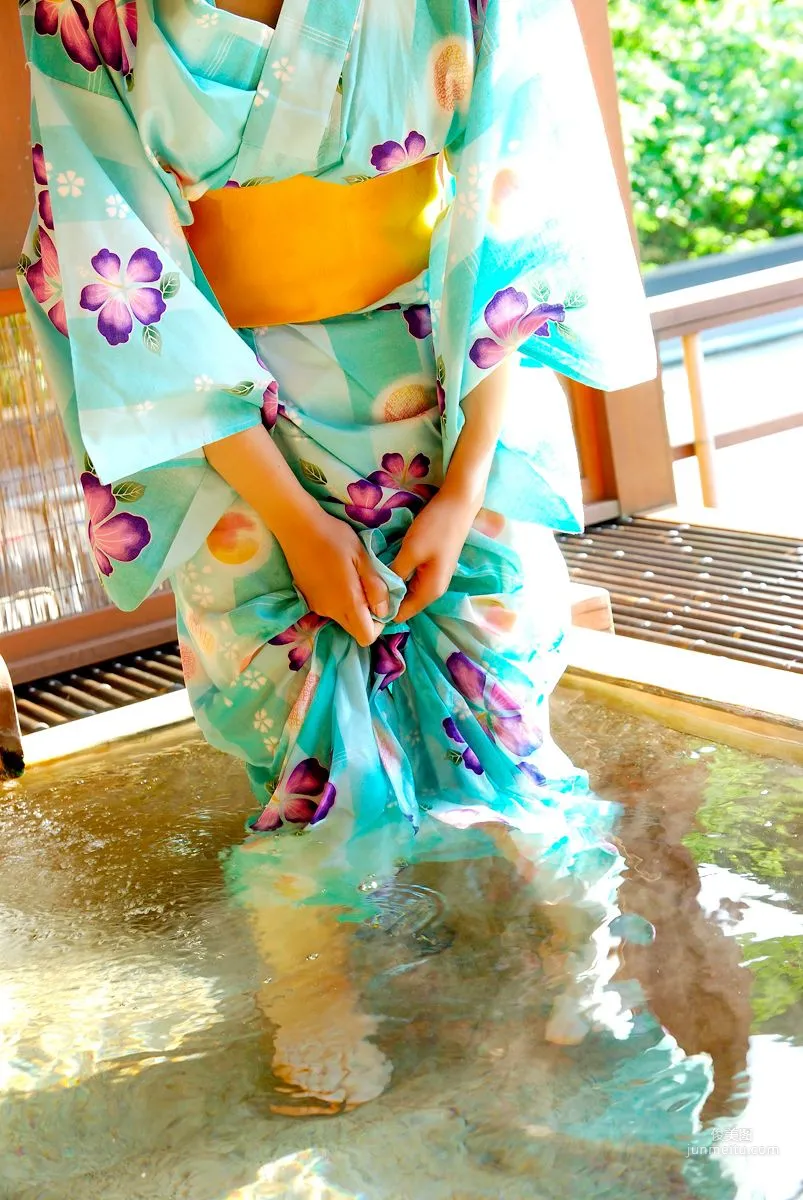 Minami Tachibana, 4 in 1 Photo Set photo 37