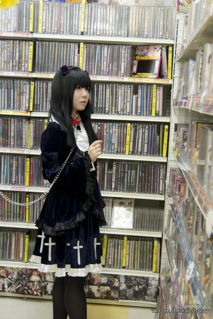 Mana Tanaka: Cosplay Collection photo 23