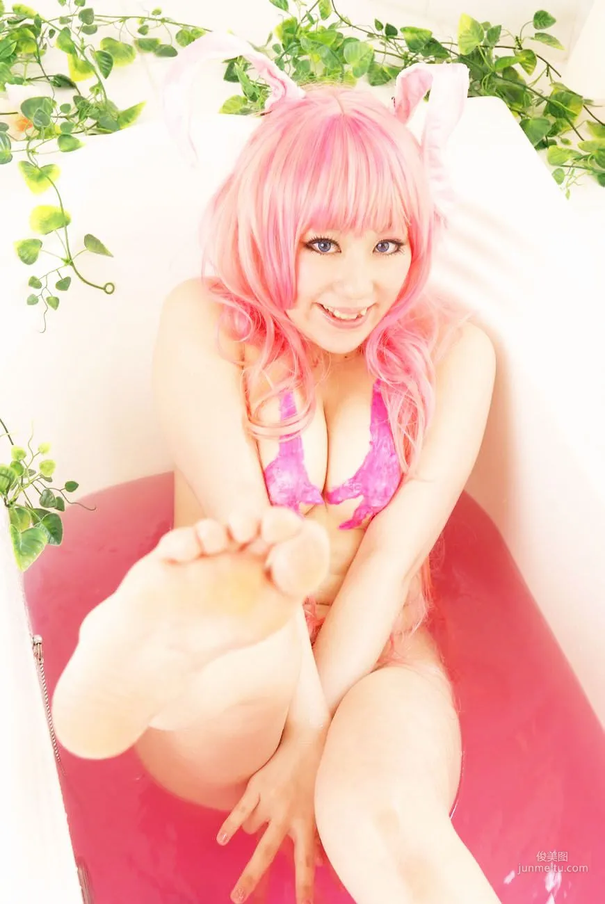 Ringo Mitsuki, The Ever-Changing Assassin Melona Photo Set photo 27