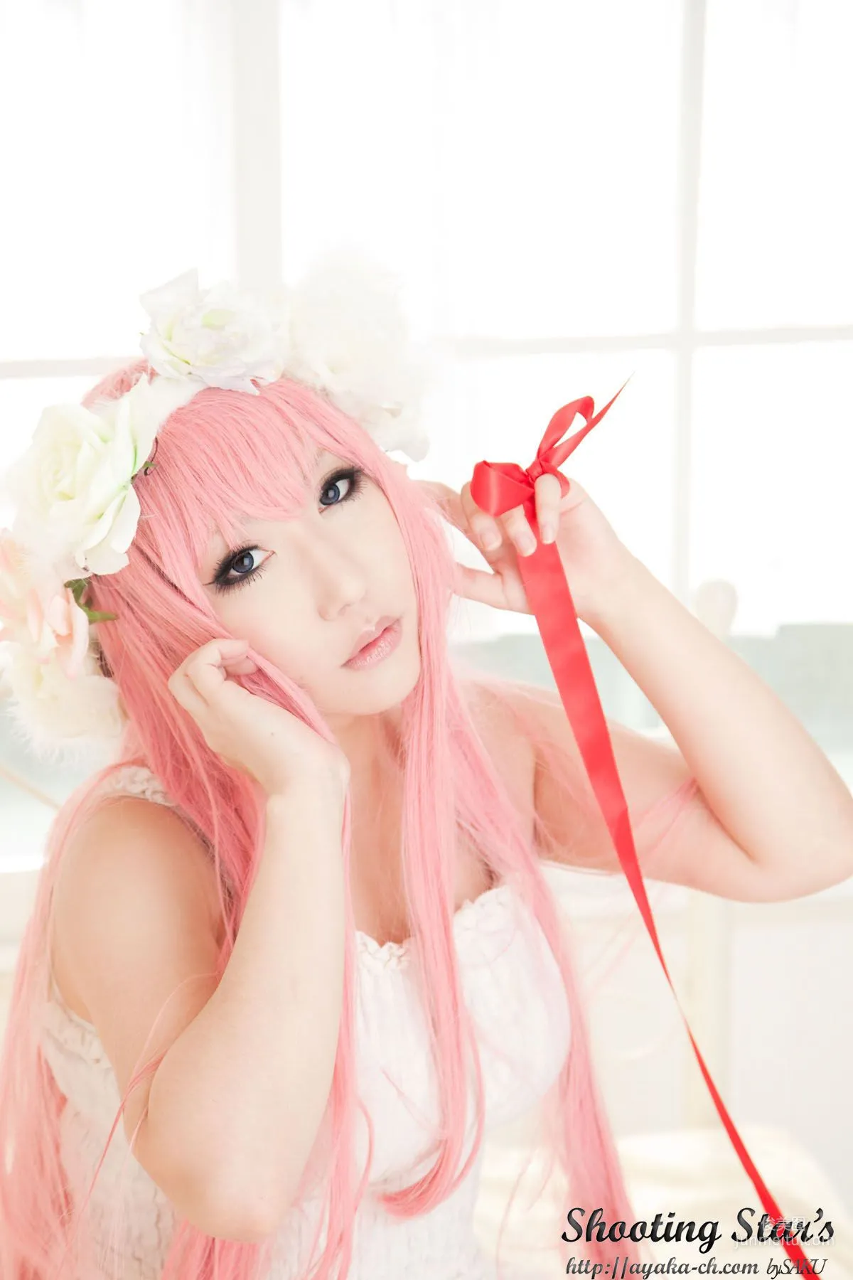 绫香 (Sakuサク) 《VOCALOID》 Megurine Luka [Shooting Star's] 寫真集 91