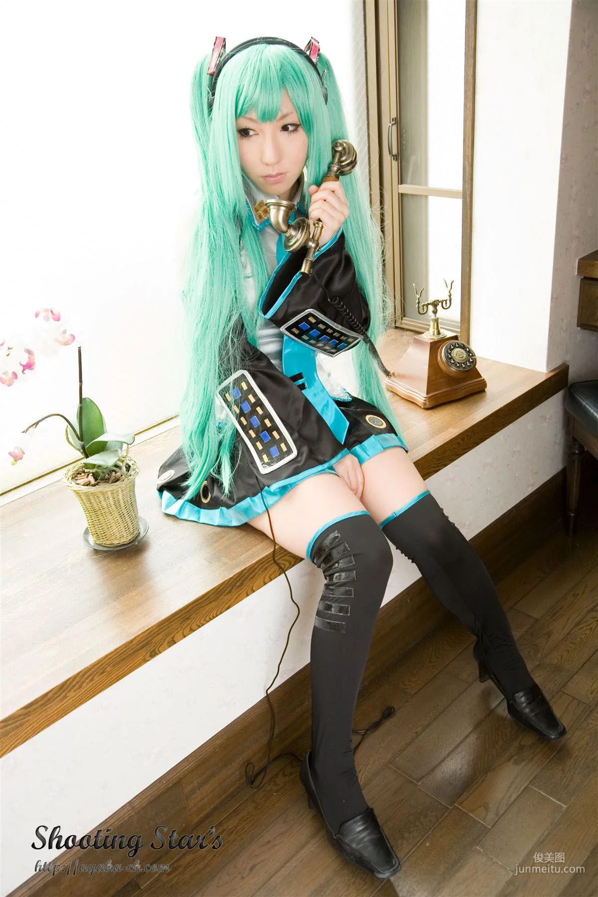 サク (绫香 Saku Ayaka) 《VOCALOID》Hatsune Miku [Shooting Star's] 寫真集 30