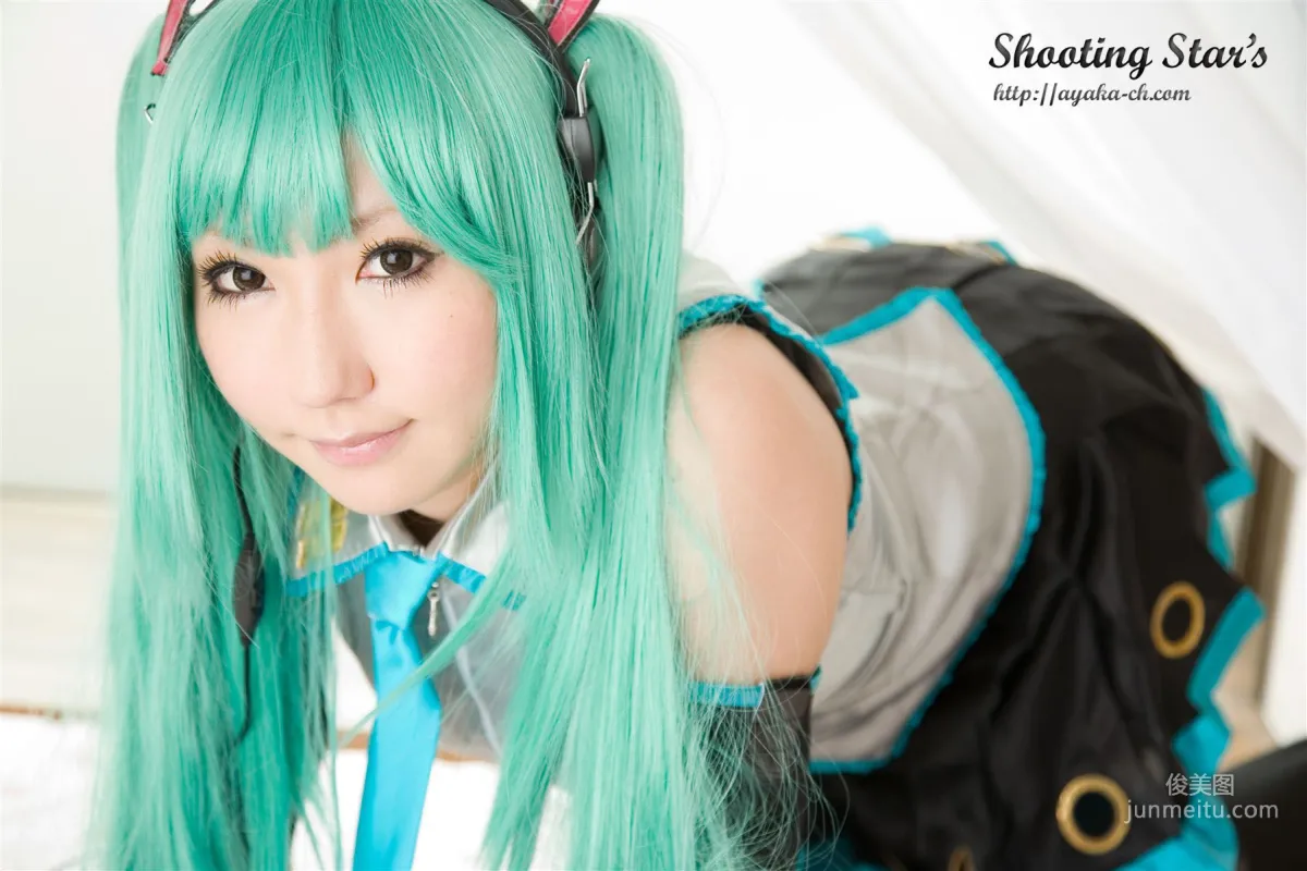 サク (绫香 Saku Ayaka) 《VOCALOID》Hatsune Miku [Shooting Star's] 寫真集 12