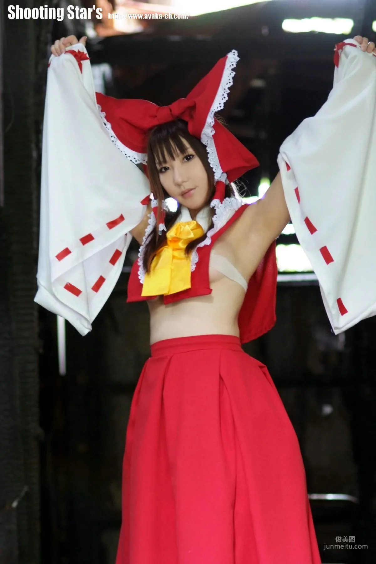 绫香 (Saku サク) 《Touhou Project》Hakurei Reimu+Kirisame Marisa [Shooting Star's] 寫真集 47