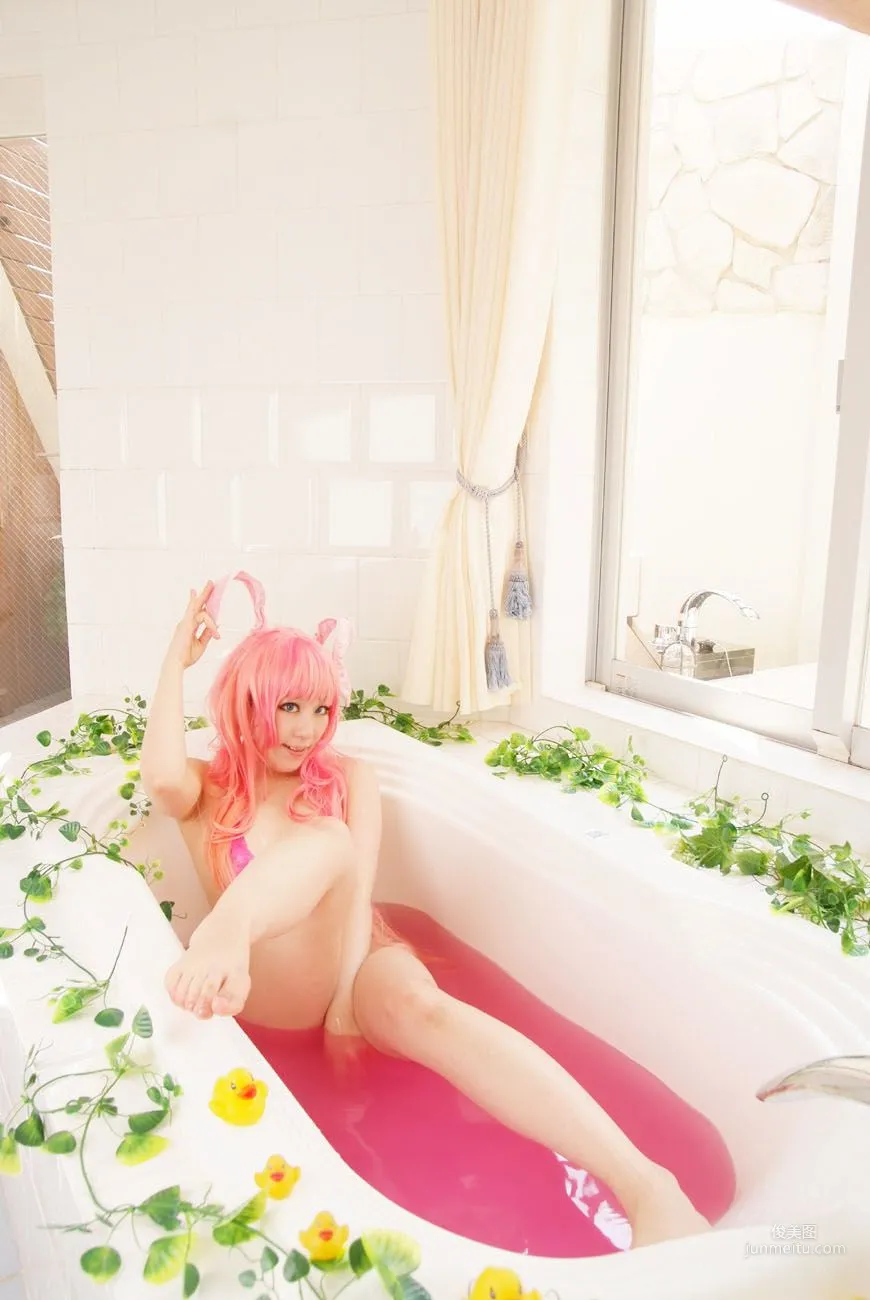 Ringo Mitsuki, The Ever-Changing Assassin Melona Photo Set photo 25