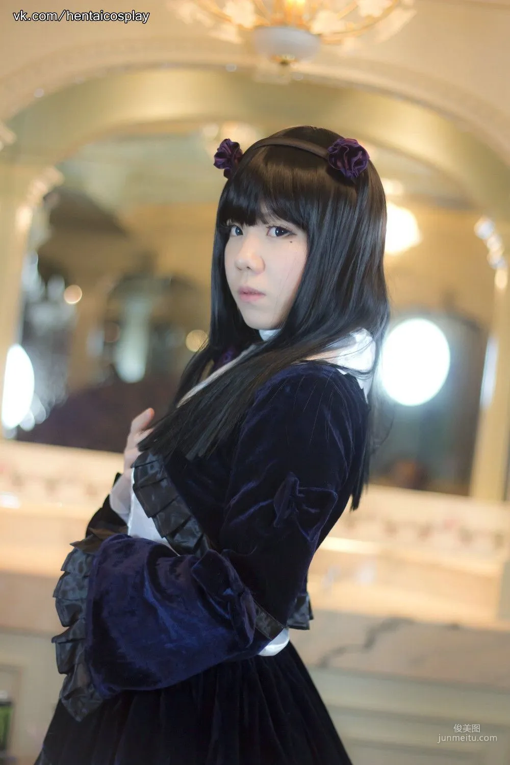 Mana Tanaka: Cosplay Collection photo 13