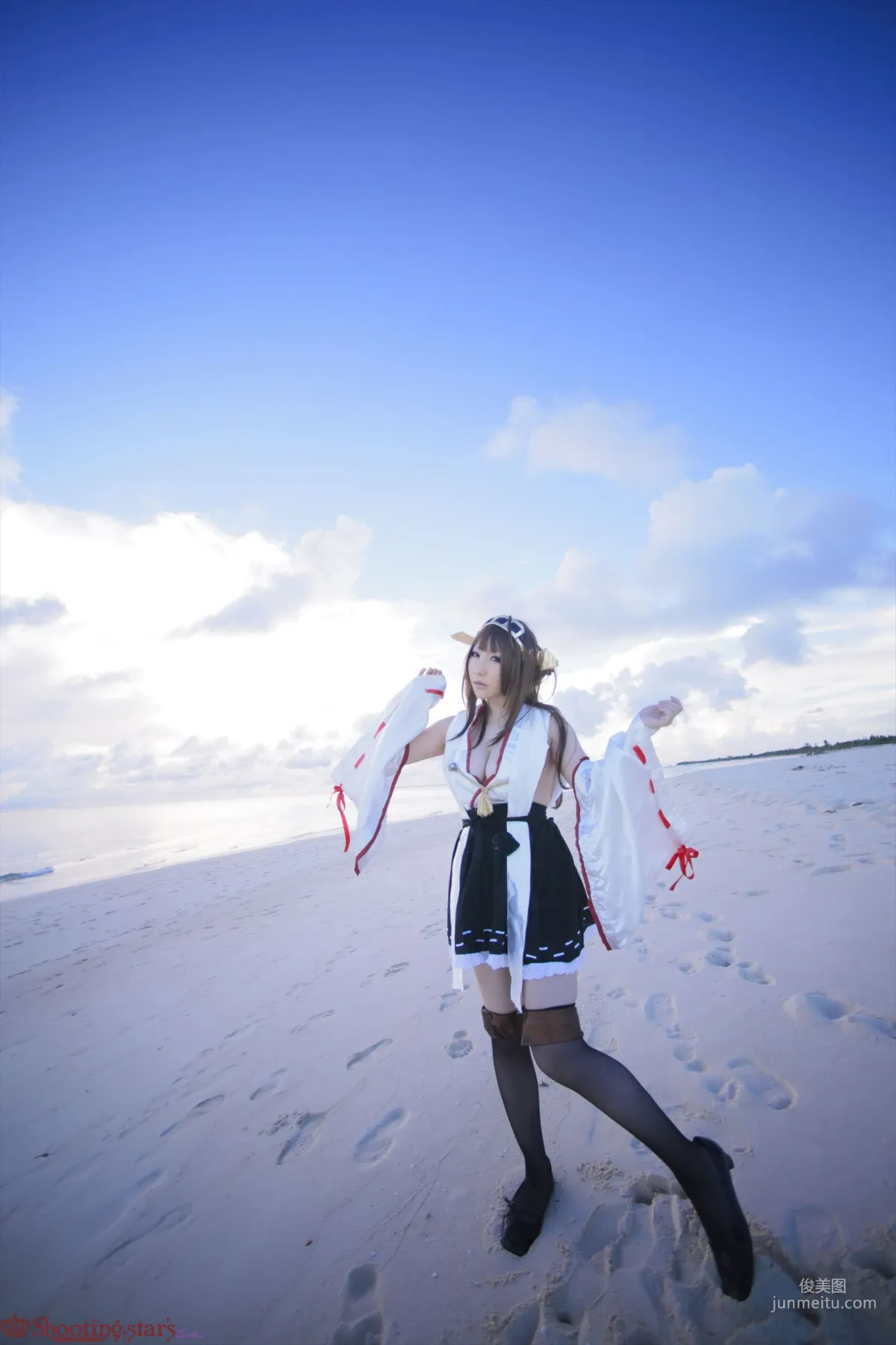 Saku 《Kantai Collection》 Kongou [Shooting Star's] Photo Set photo 12