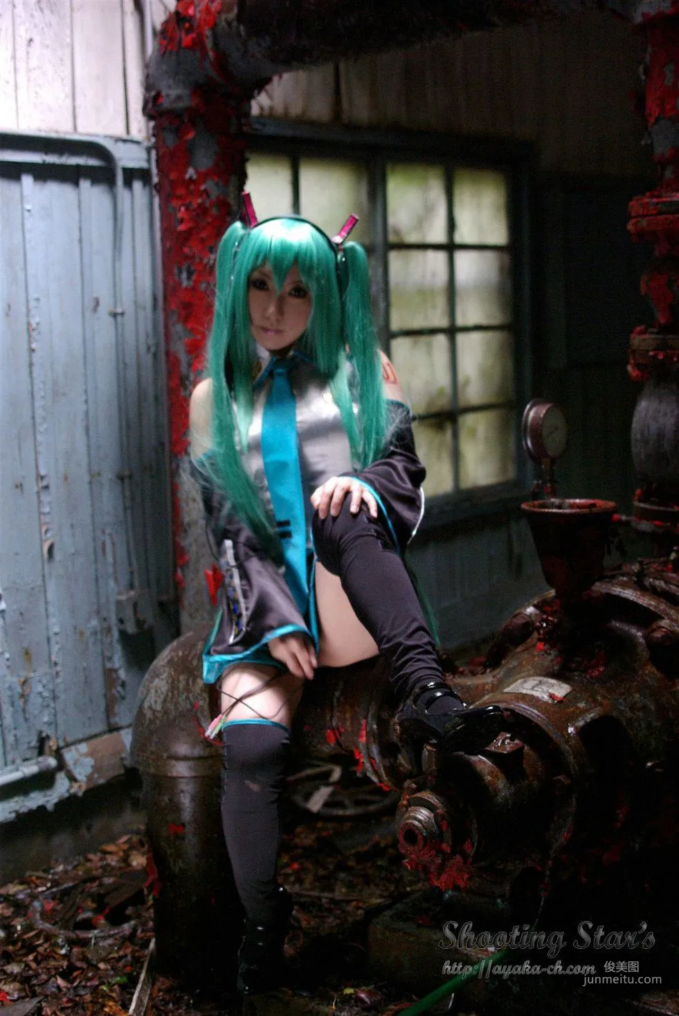 サク (绫香 Saku Ayaka) 《VOCALOID》Hatsune Miku [Shooting Star's] 寫真集 51