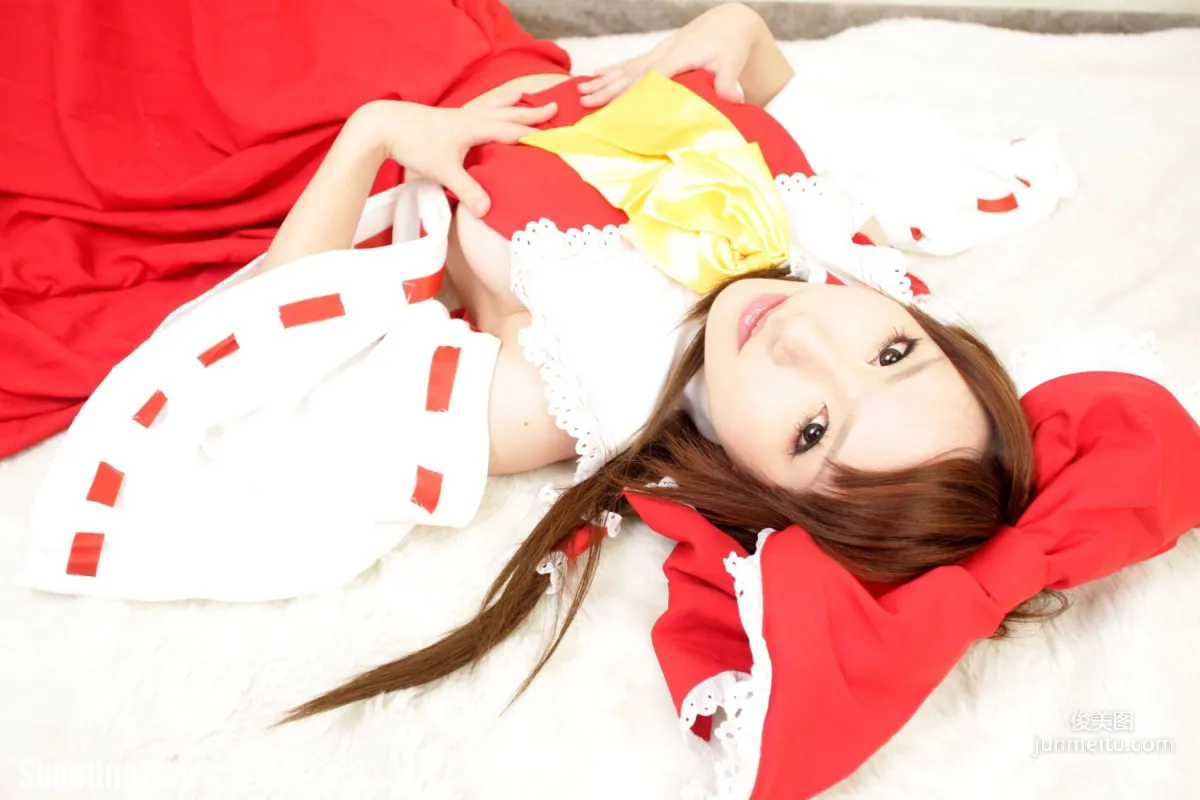 绫香 (Saku サク) 《Touhou Project》Hakurei Reimu+Kirisame Marisa [Shooting Star's] 寫真集 115