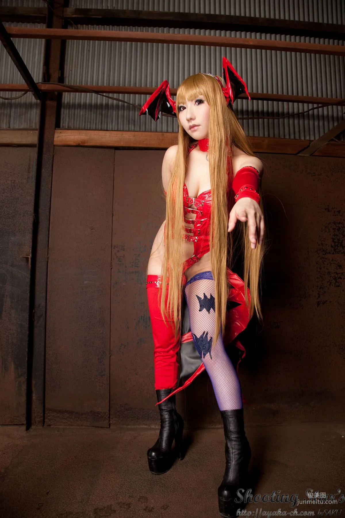 Saku Ayaka, Vampire Morrigan Aensland [Cosplay Collection] Photo Set photo 83