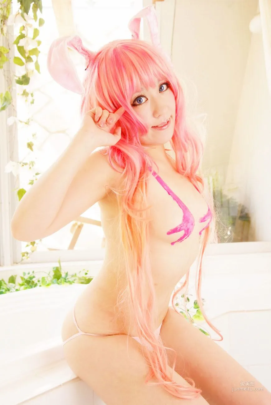 Ringo Mitsuki, The Ever-Changing Assassin Melona Photo Set photo 10
