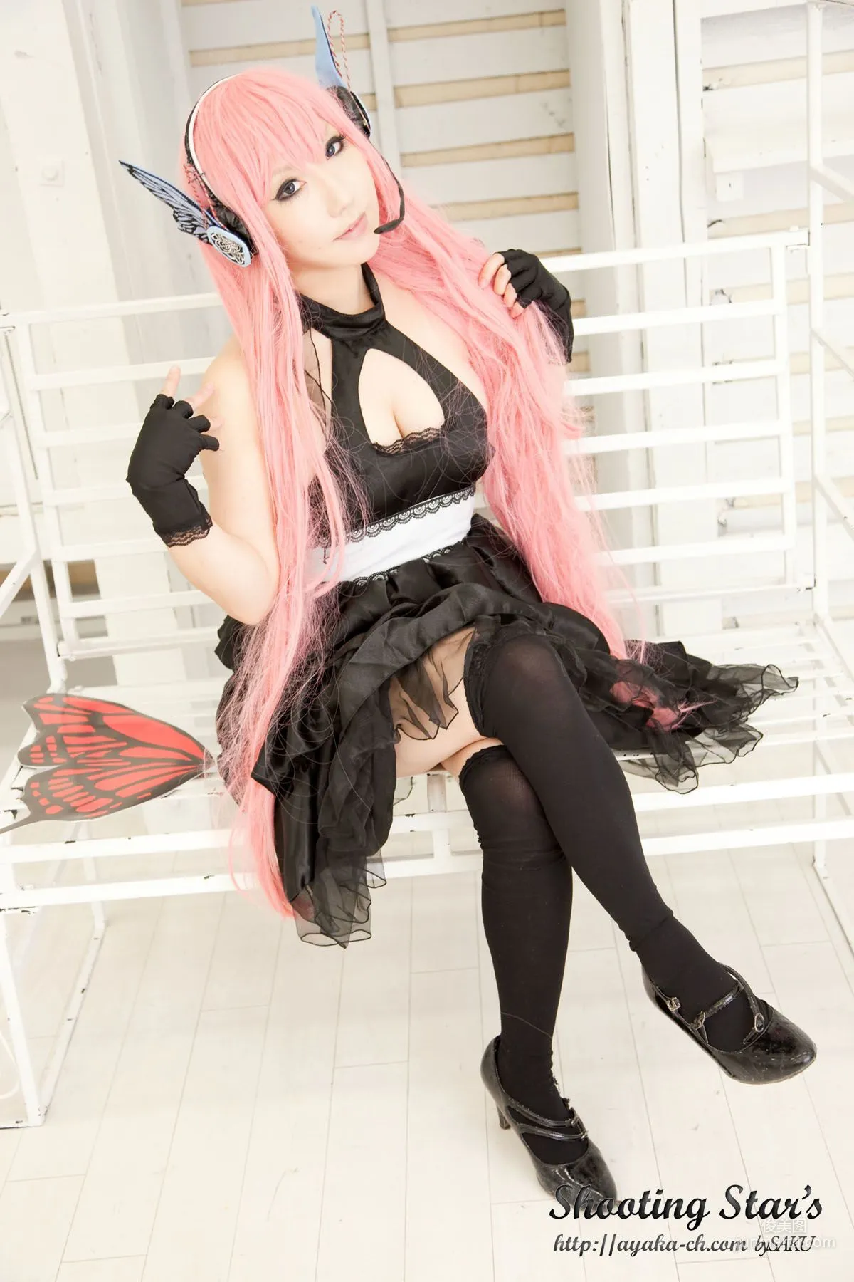 绫香 (Sakuサク) 《VOCALOID》 Megurine Luka [Shooting Star's] 寫真集 67