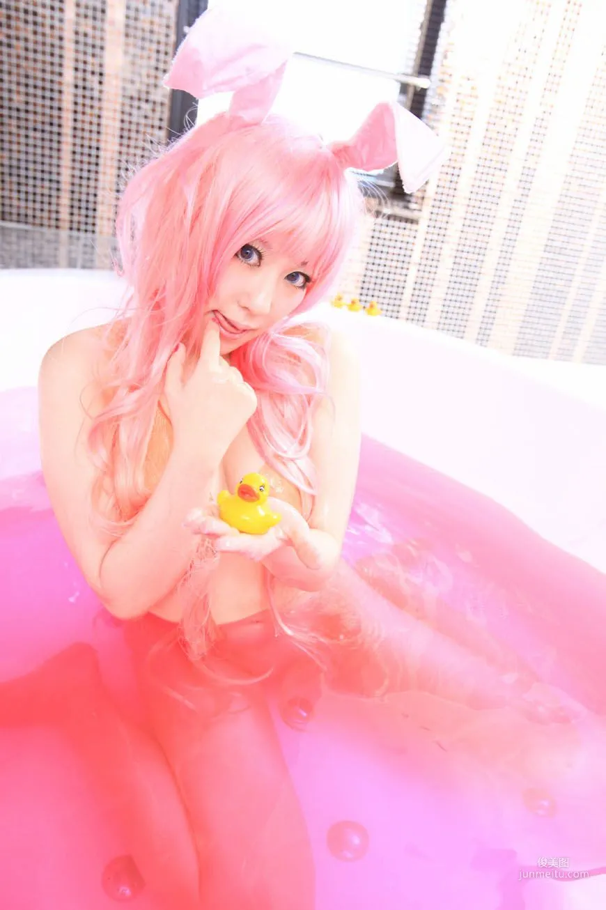 Ringo Mitsuki, The Ever-Changing Assassin Melona Photo Set photo 80