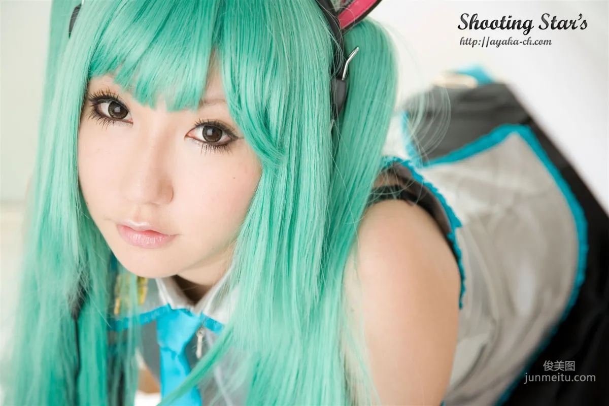 サク (绫香 Saku Ayaka) 《VOCALOID》Hatsune Miku [Shooting Star's] 寫真集 11