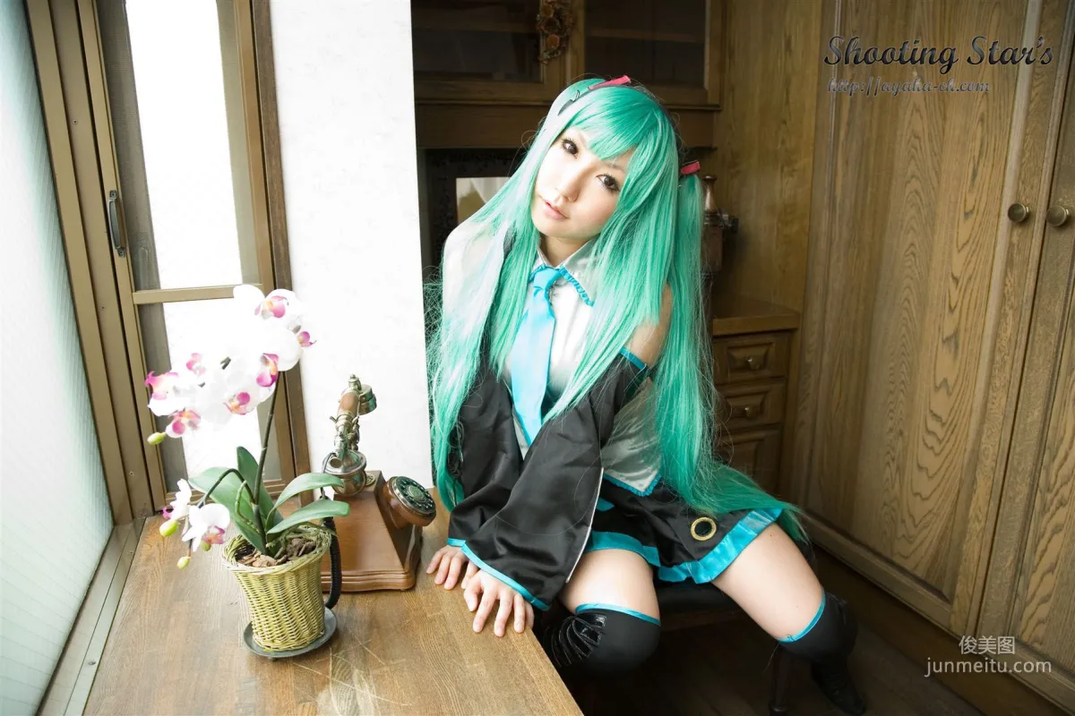 サク (绫香 Saku Ayaka) 《VOCALOID》Hatsune Miku [Shooting Star's] 寫真集 40