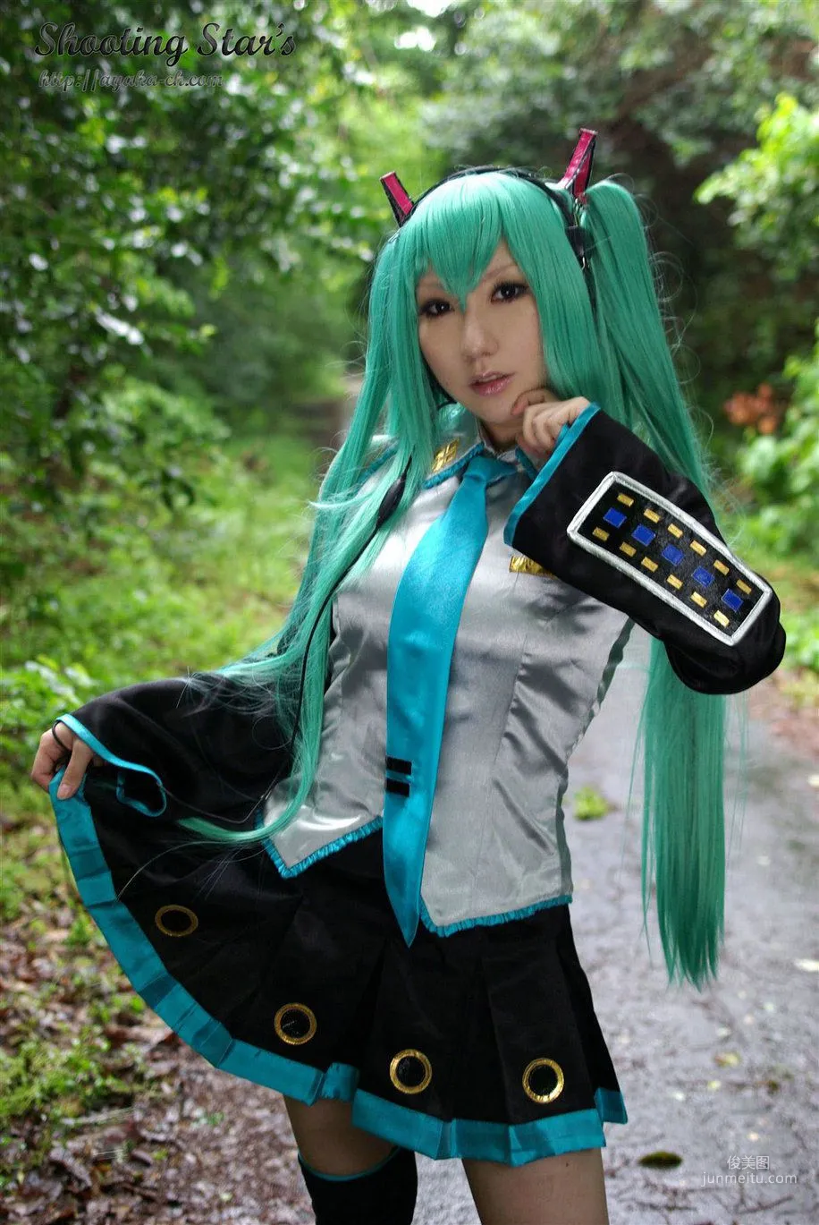 サク (绫香 Saku Ayaka) 《VOCALOID》Hatsune Miku [Shooting Star's] 寫真集 66