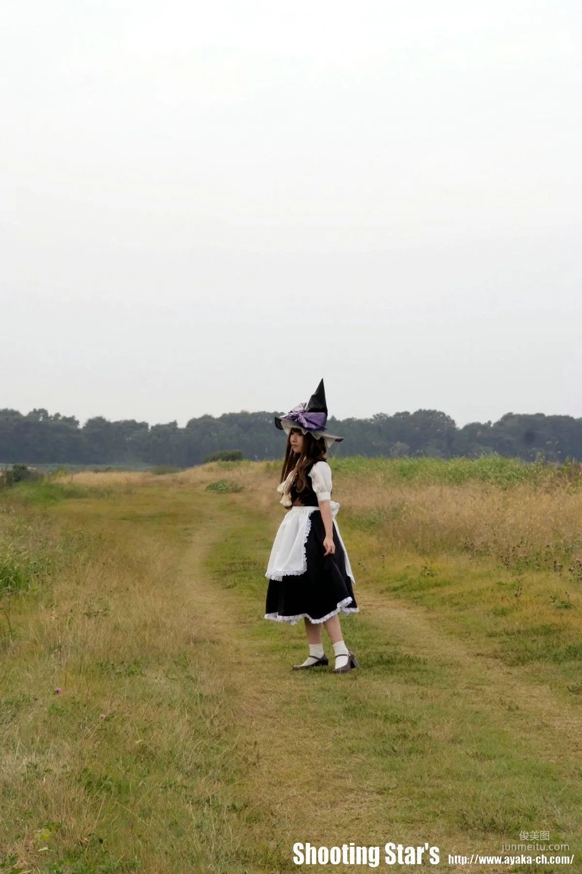 绫香 (Saku サク) 《Touhou Project》Hakurei Reimu+Kirisame Marisa [Shooting Star's] 寫真集 71