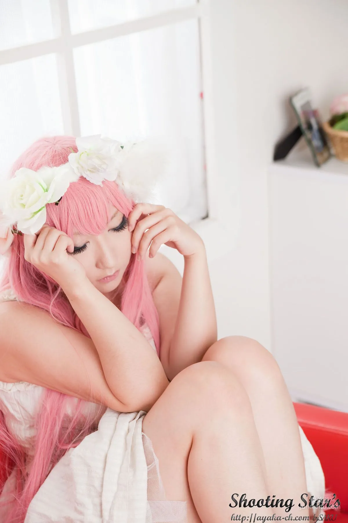 绫香 (Sakuサク) 《VOCALOID》 Megurine Luka [Shooting Star's] 寫真集 104