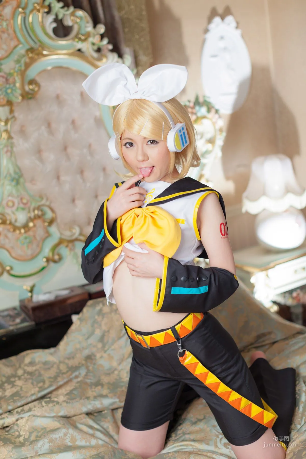 Mai Araki, VOCALOID Kagamine Rin [Cosplay Collection] Photo Set photo 48