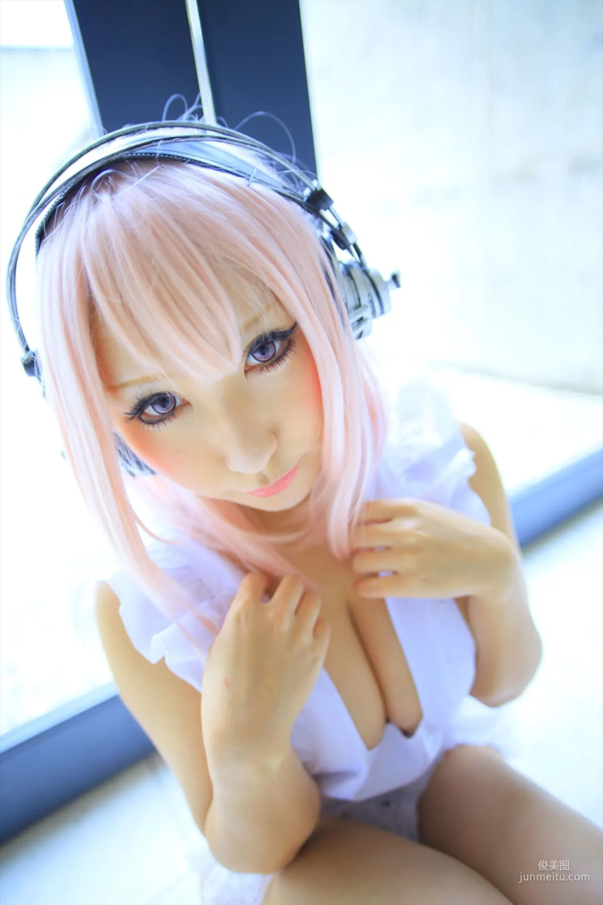 サク (Saku) 《Sonicomi》Super Sonico [Shooting Star's] 寫真集 126
