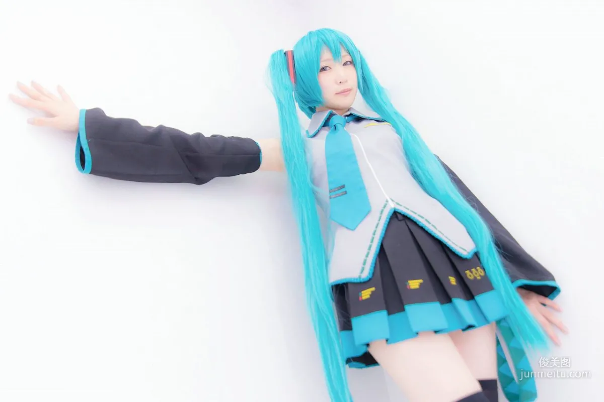 LeChat(るしゃ) 《VOCALOID》 [踴るねこ人間] 寫真集 5