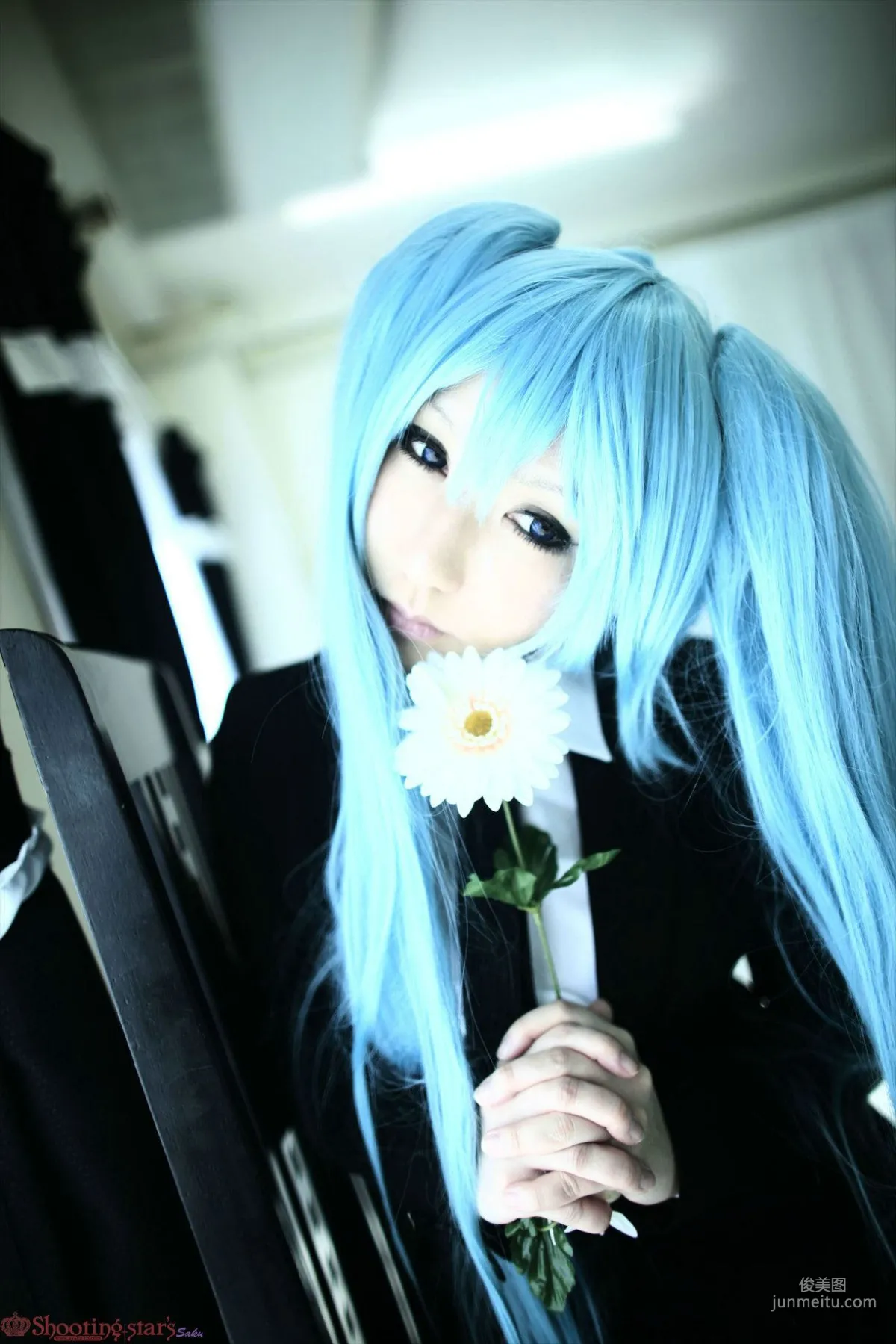 サク (Saku) 《VOCALOID》Miku+GUMI+MEIKO [Shooting Star's] 寫真集 36