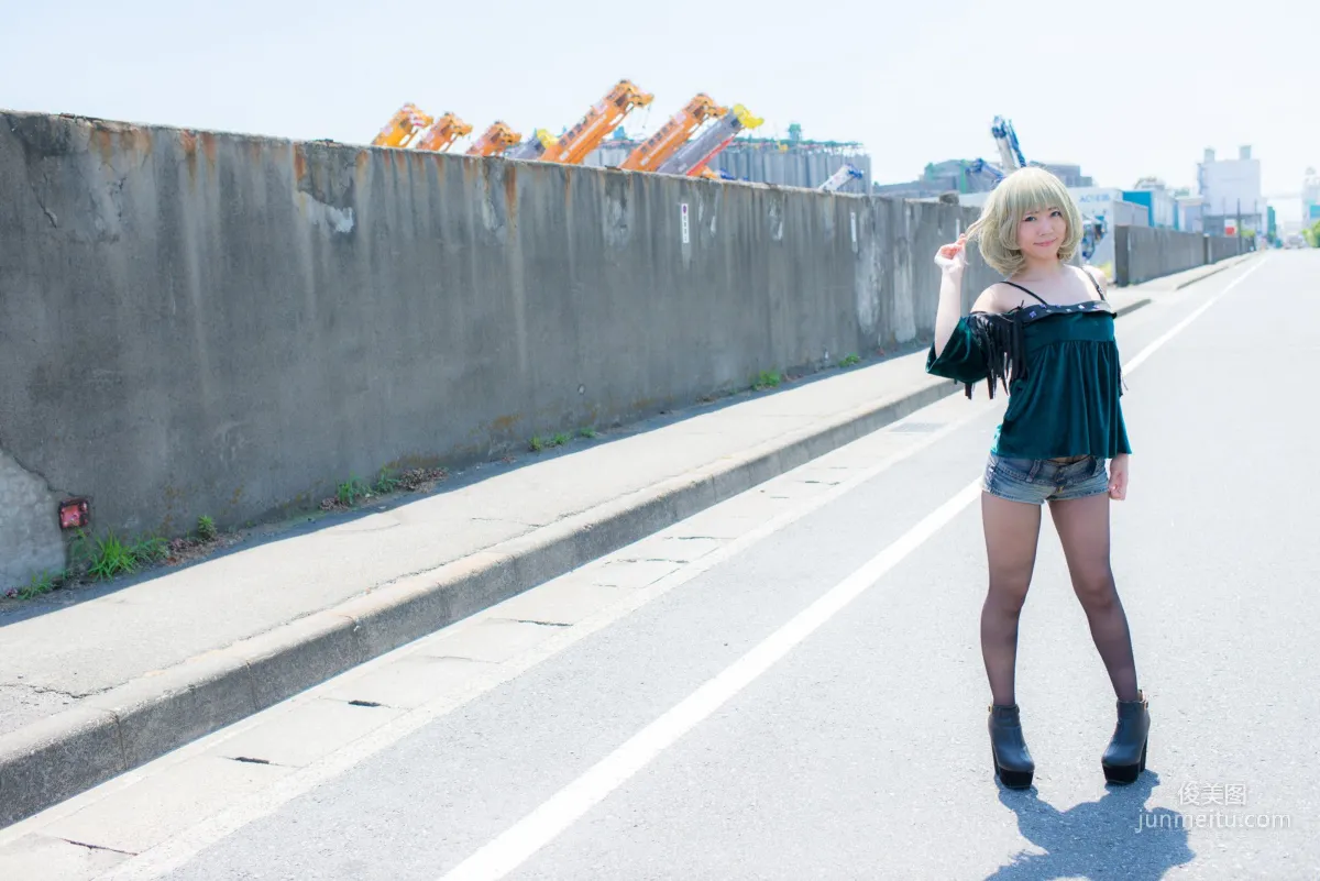 Ayane(あやね) 《Idolmaster》Takagaki Kaede(高垣楓) [Wolf Fang!!] 寫真集 26
