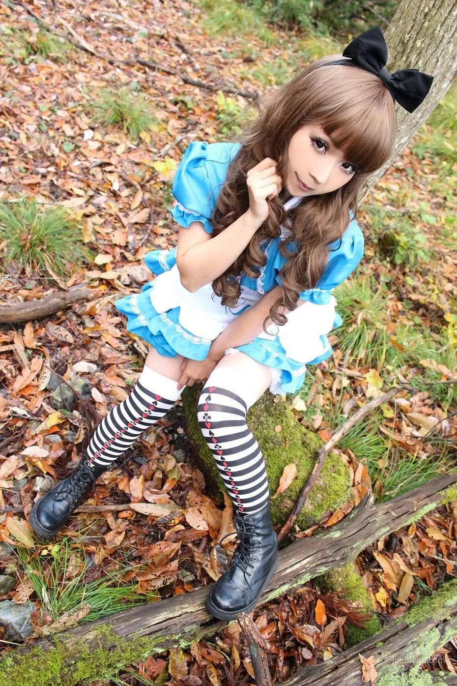 日暮らん 《Alice's Adventures in Wonderland》 Lite.Ver. [HBS] 寫真集 51