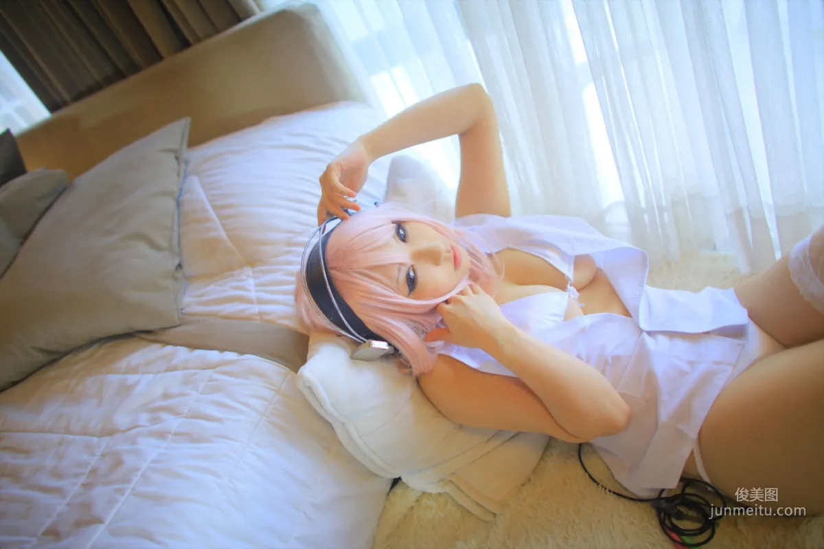 サク (Saku) 《Sonicomi》Super Sonico [Shooting Star's] 寫真集 17