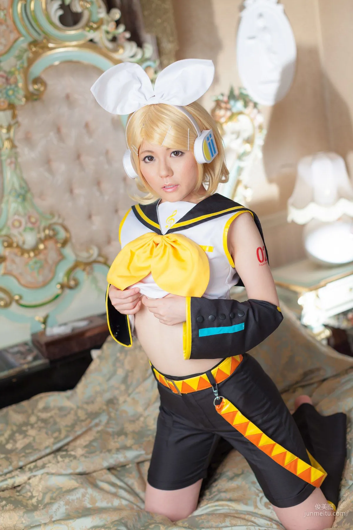 Mai Araki, VOCALOID Kagamine Rin [Cosplay Collection] Photo Set photo 45