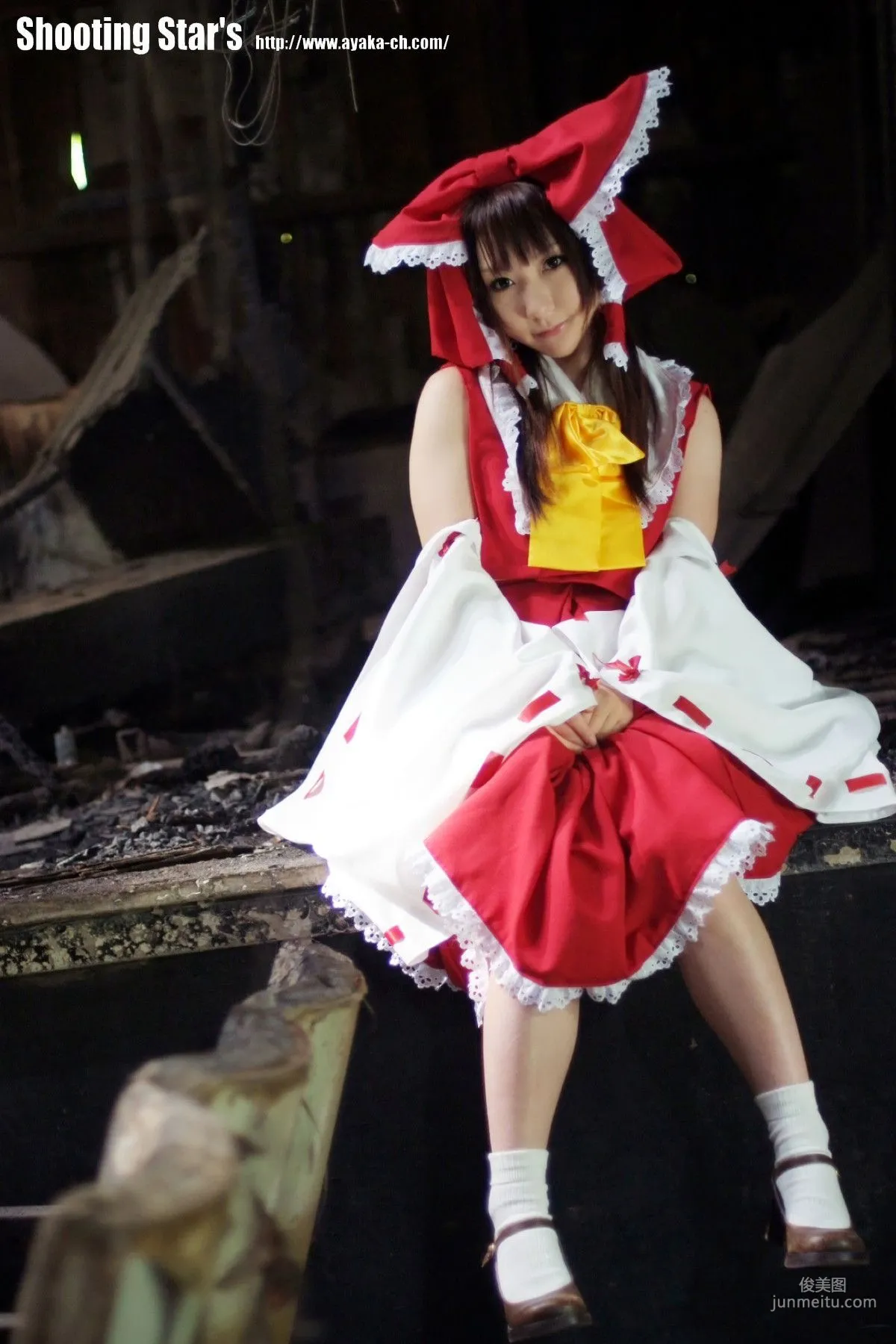 Saku Touhou Project Reimu Hakurei Photo Set photo 56