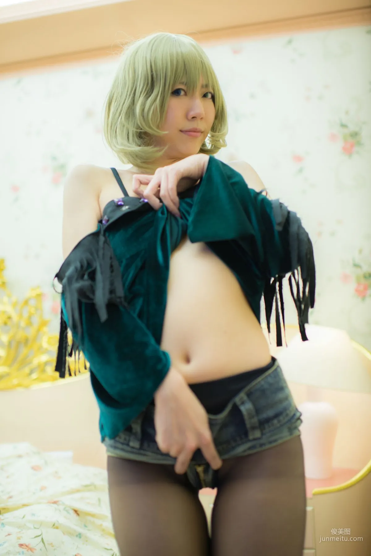 Ayane(あやね) 《Idolmaster》Takagaki Kaede(高垣楓) [Wolf Fang!!] 寫真集 18