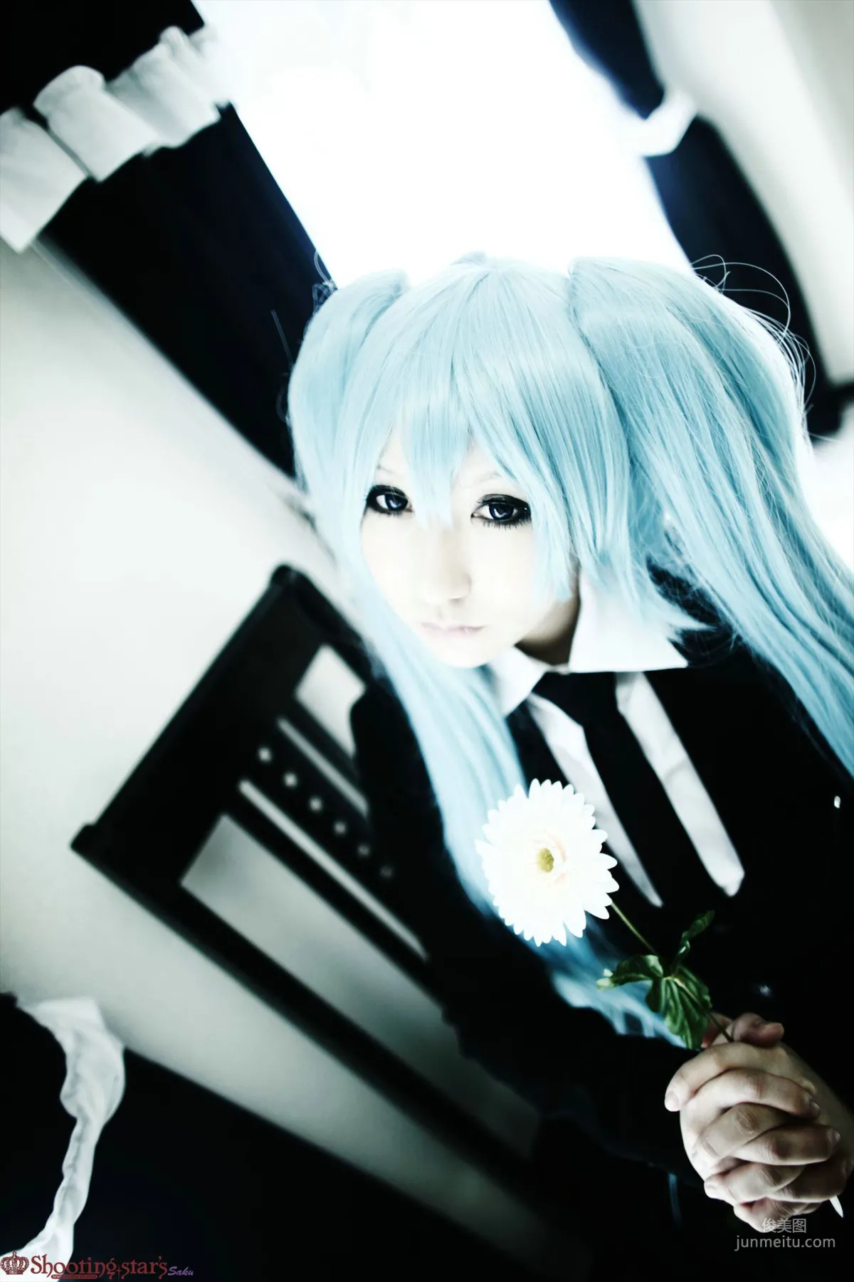 サク (Saku) 《VOCALOID》Miku+GUMI+MEIKO [Shooting Star's] 寫真集 30