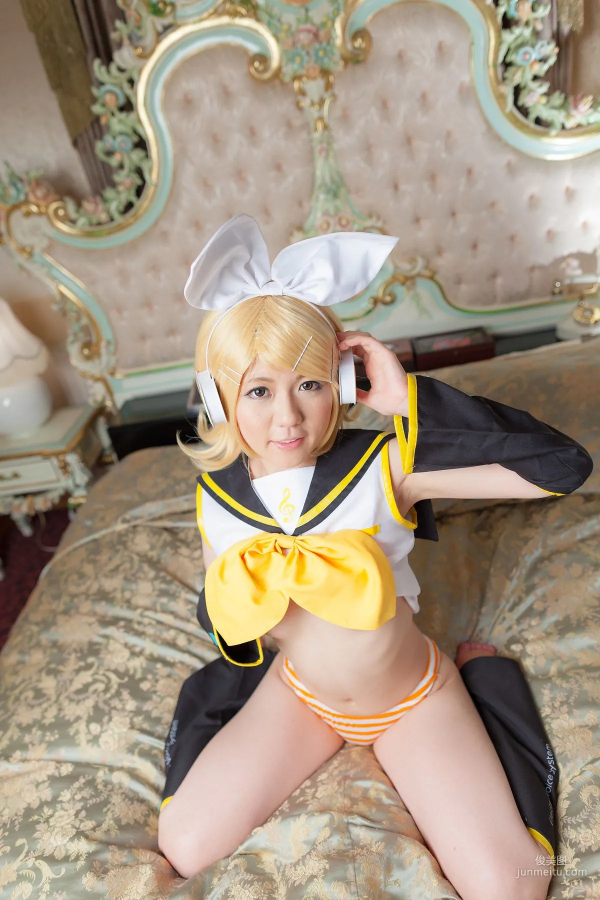 Mai Araki, VOCALOID Kagamine Rin [Cosplay Collection] Photo Set photo 78