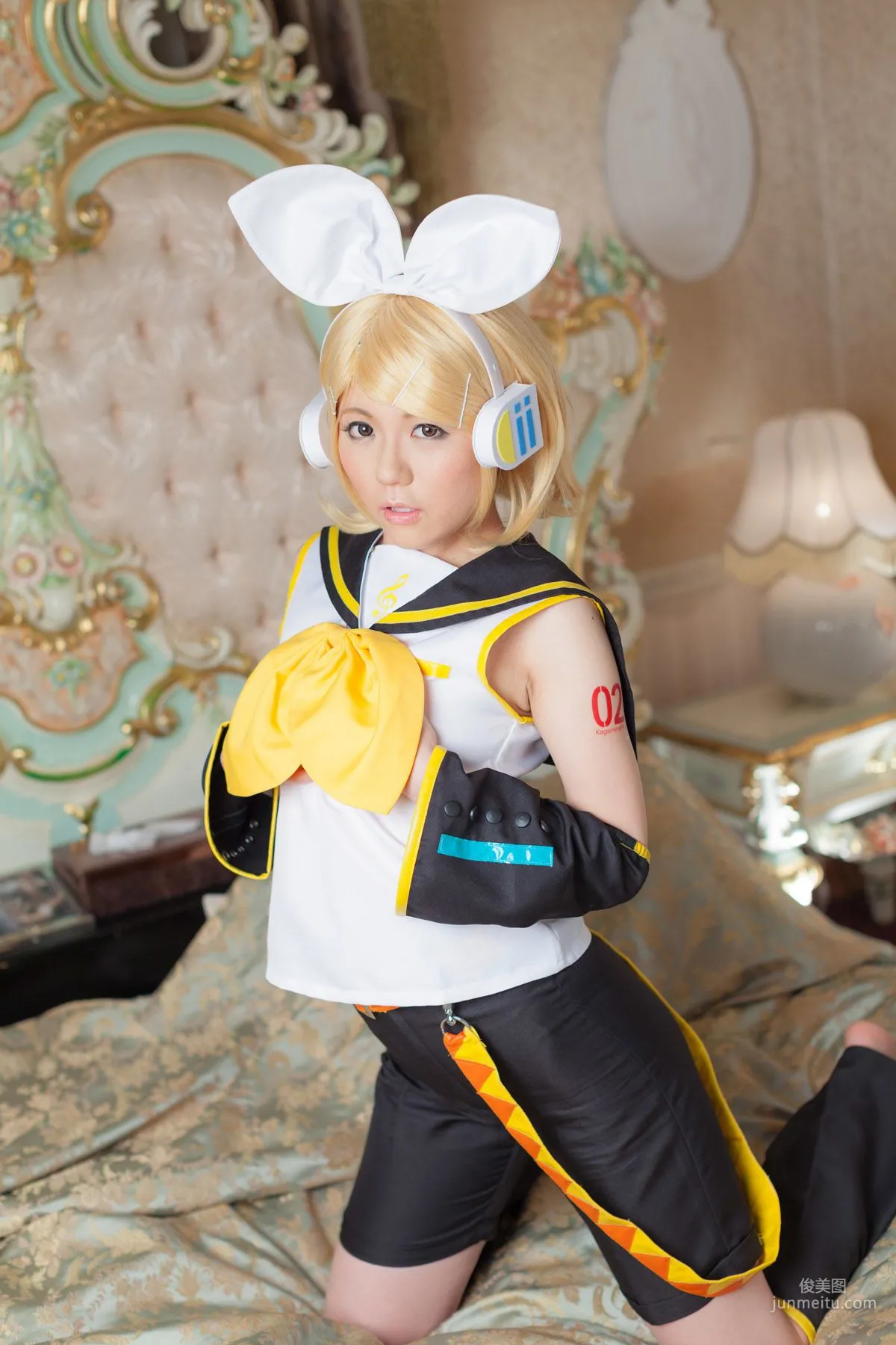 Mai Araki, VOCALOID Kagamine Rin [Cosplay Collection] Photo Set photo 38