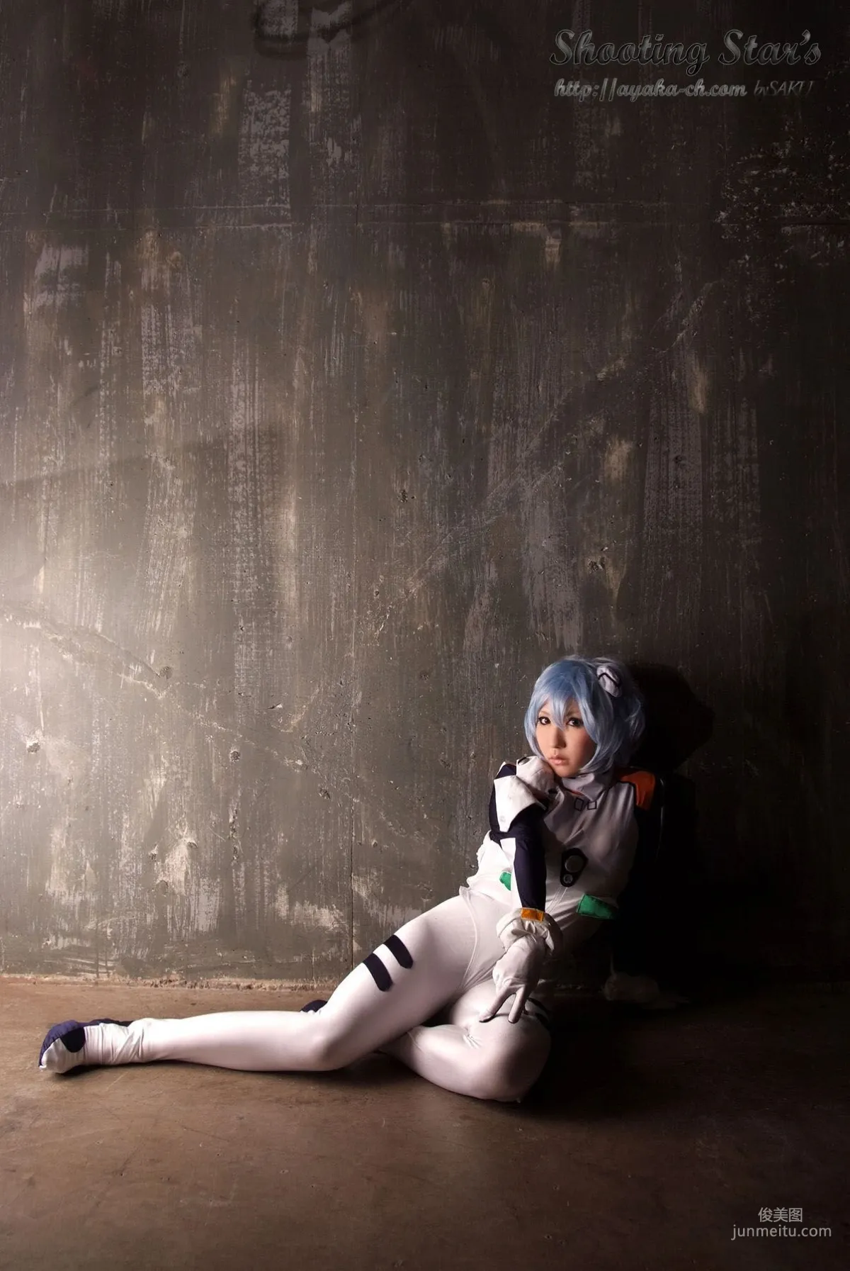 サク (绫香) 《Shinseiki Evangelion》Ayanami Rei [Shooting Star's] 寫真集 57