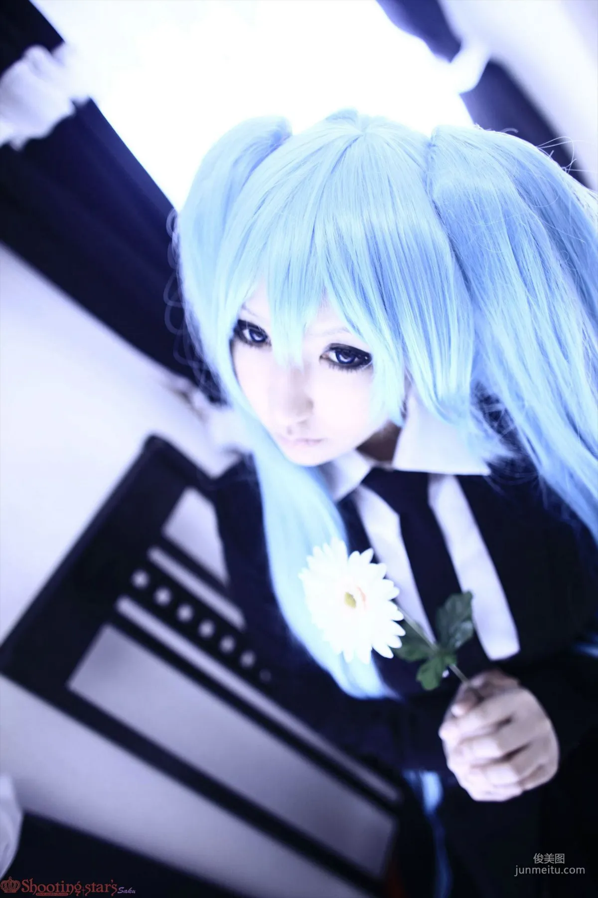 サク (Saku) 《VOCALOID》Miku+GUMI+MEIKO [Shooting Star's] 寫真集 26