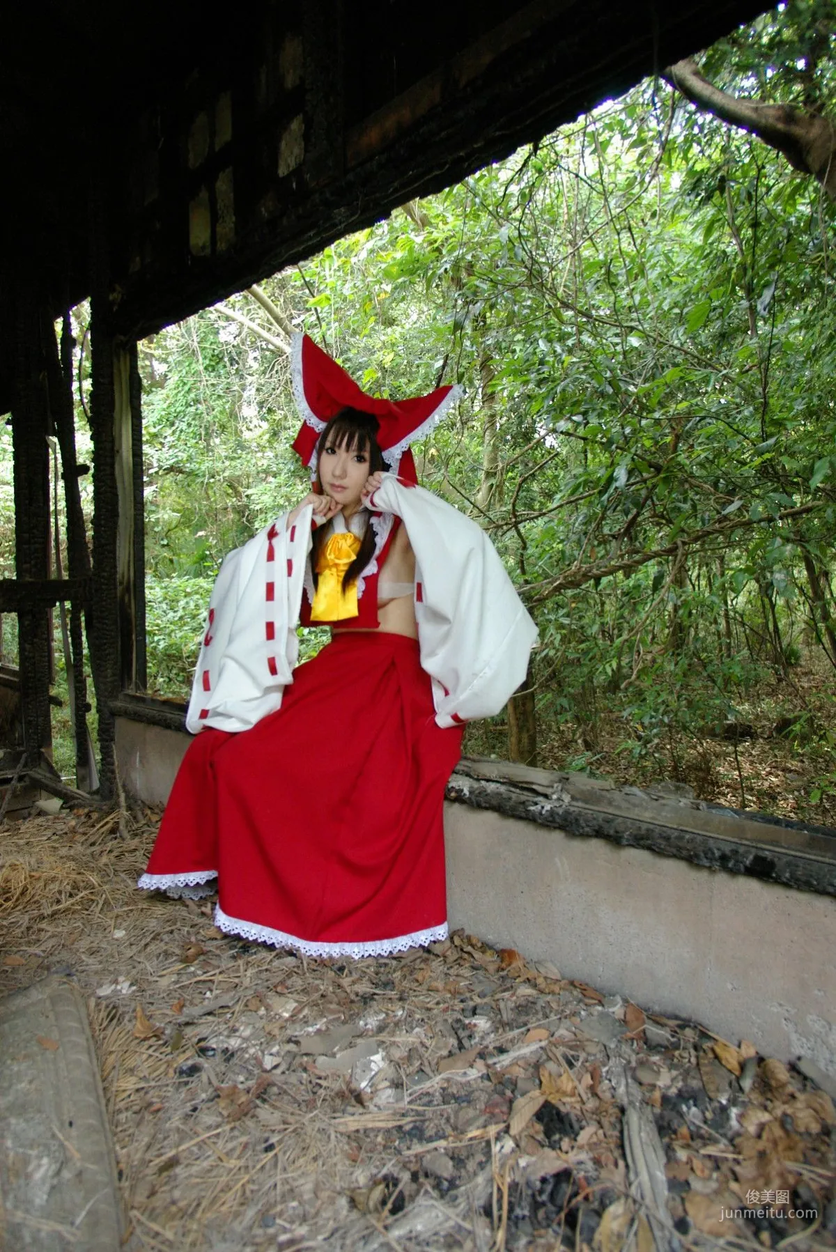 Saku Touhou Project Reimu Hakurei Photo Set photo 45