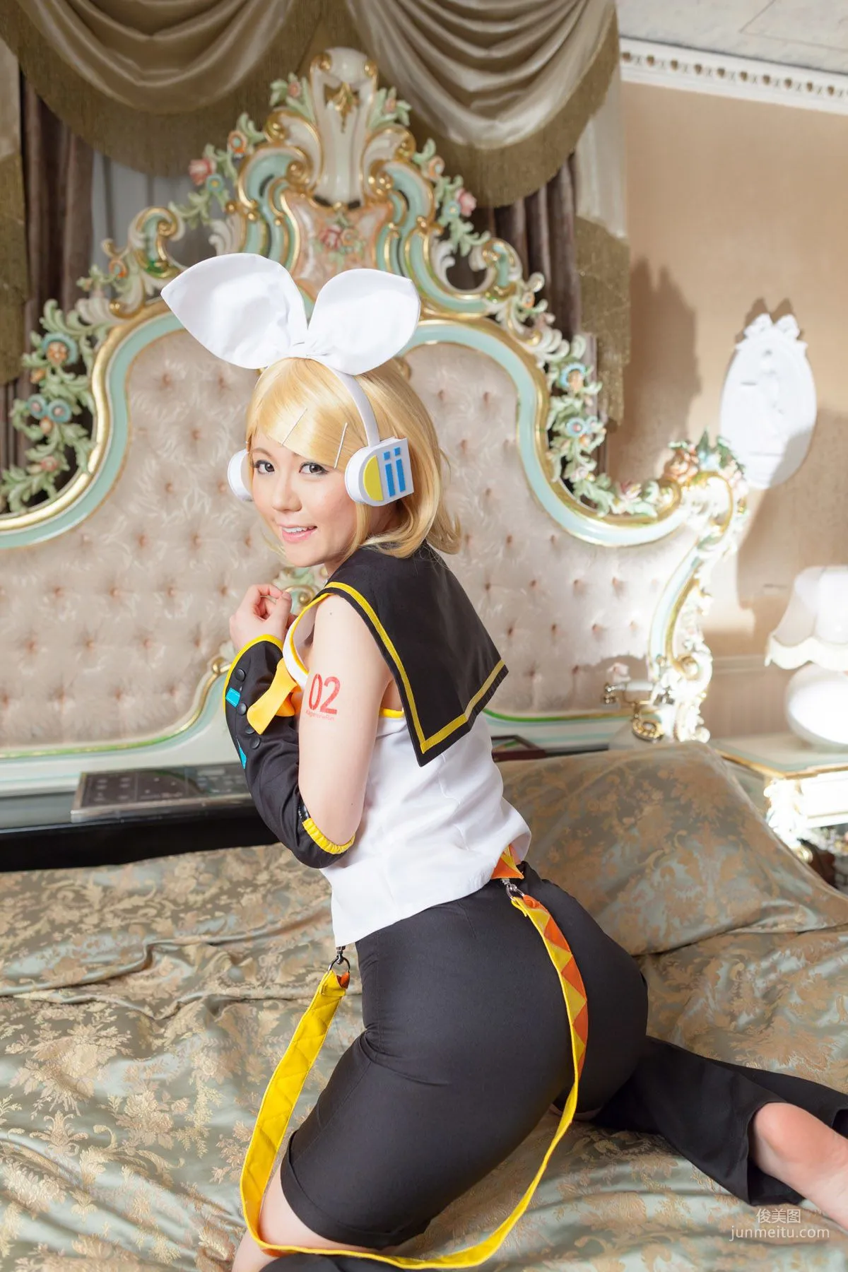 Mai Araki, VOCALOID Kagamine Rin [Cosplay Collection] Photo Set photo 59