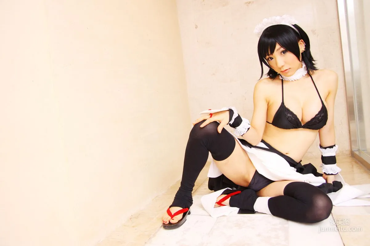 華群みさき 《Queen's Blade》Airi+《Samurai Spirits》Iroha [HONEY BUNNY] 寫真集 49